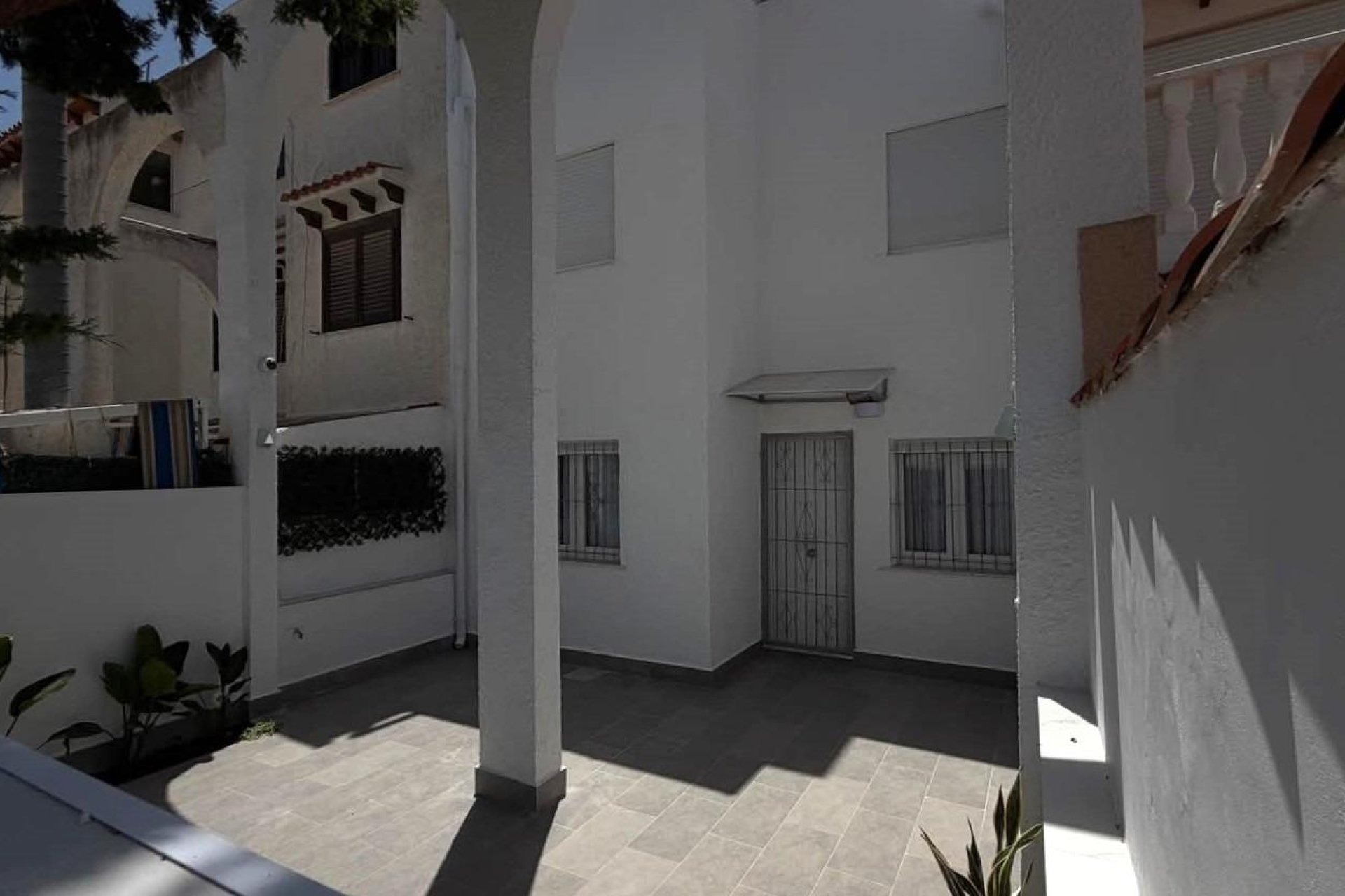 Resale - Townhouse -
Torrevieja - Calas Blanca