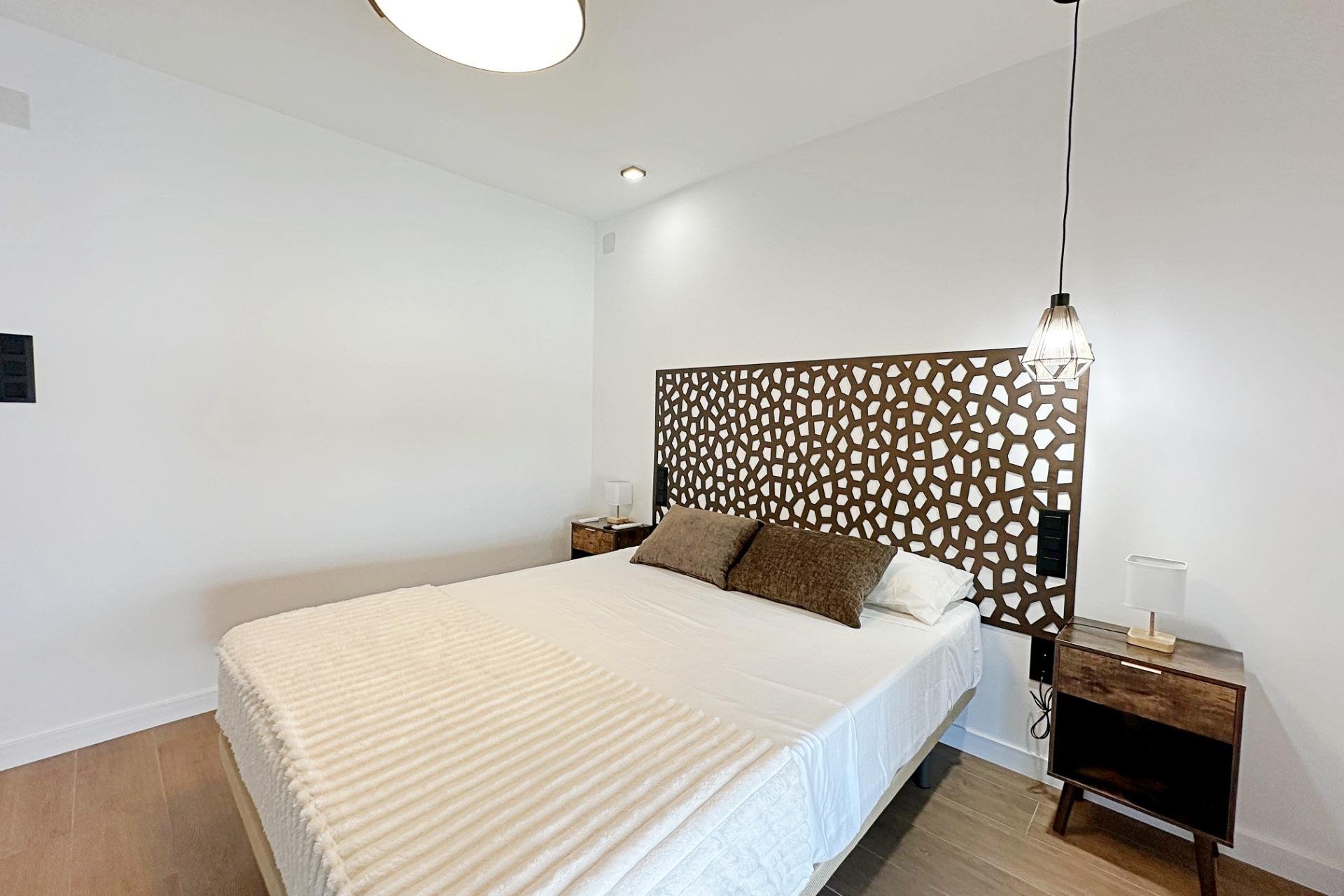 Resale - Townhouse -
Torrevieja - Calas Blanca