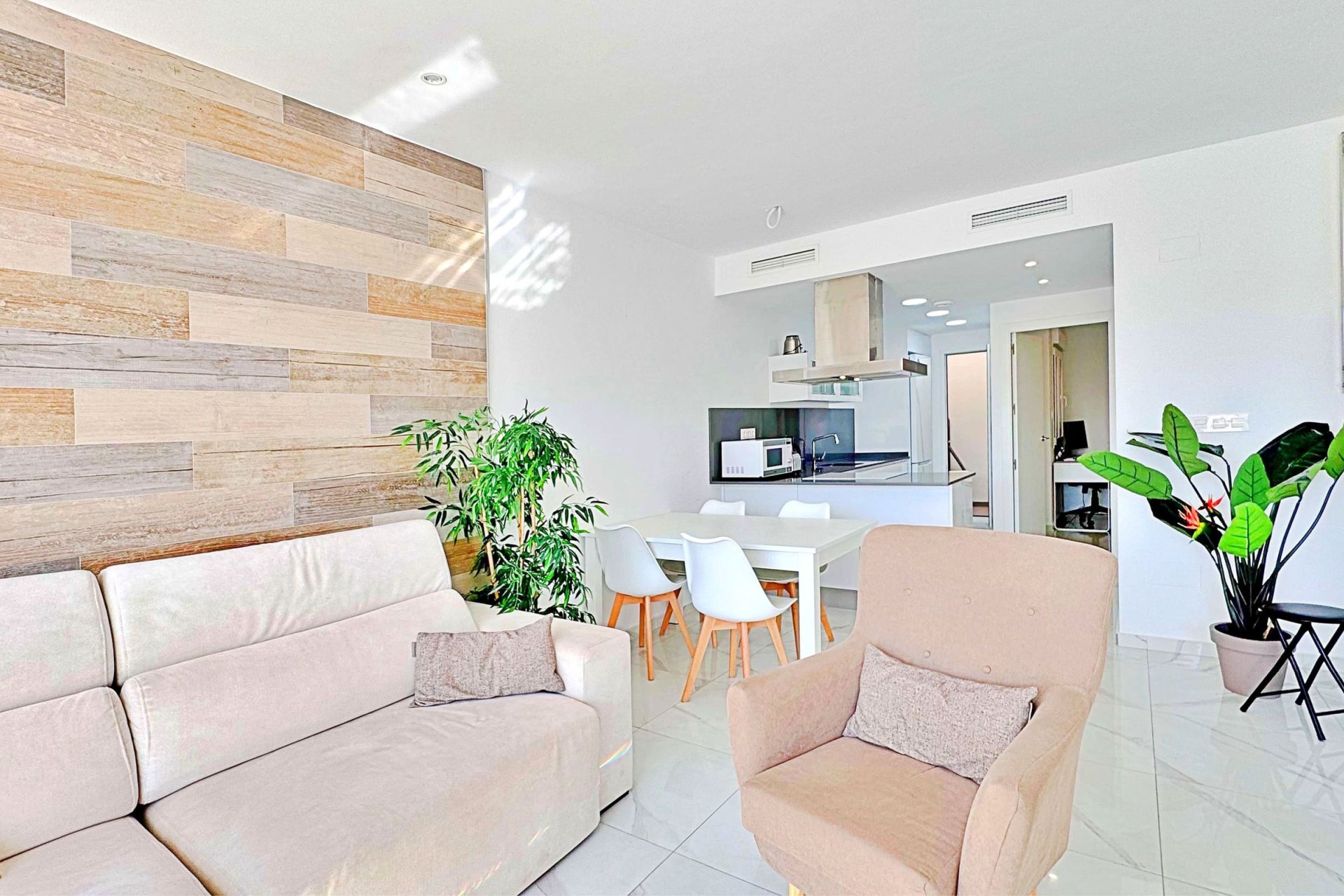Resale - Townhouse -
Torrevieja - Costa Blanca