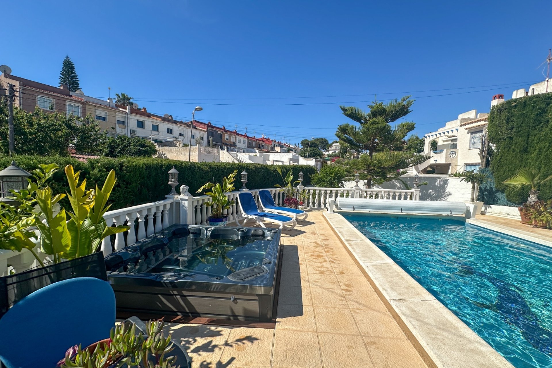 Resale - Townhouse -
Torrevieja - Costa Blanca