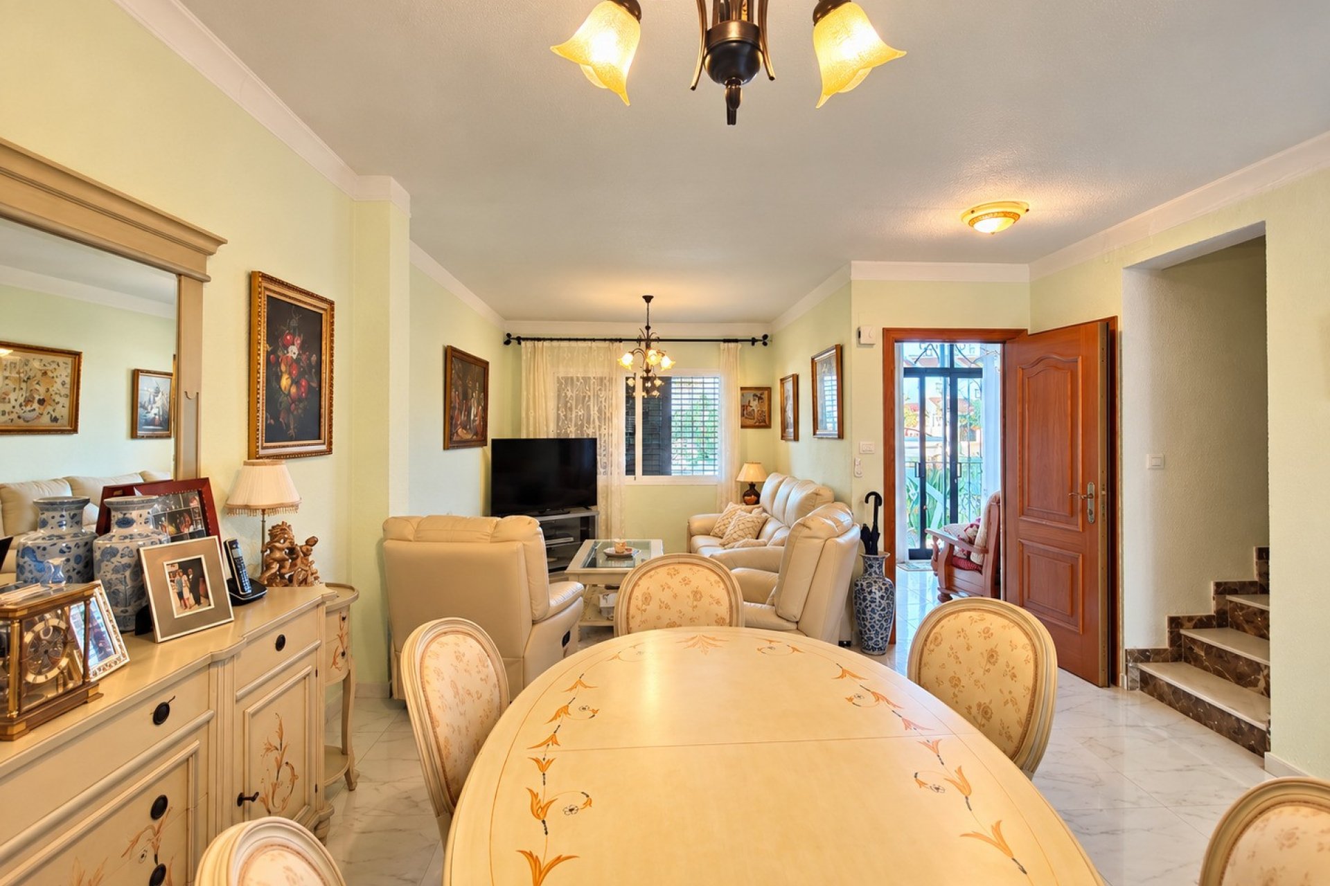 Resale - Townhouse -
Torrevieja - Costa Blanca