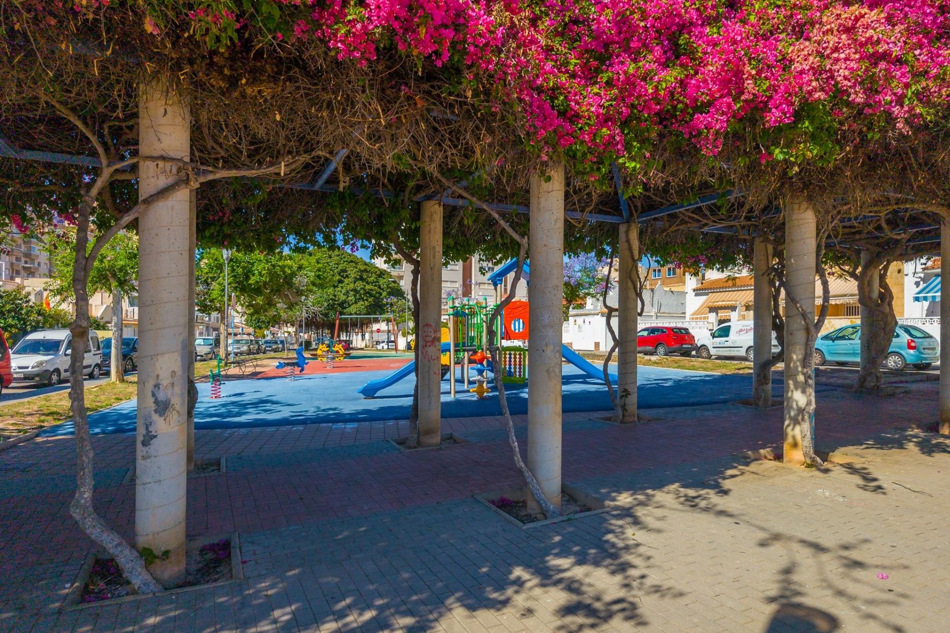 Resale - Townhouse -
Torrevieja - Nueva Torrevieja