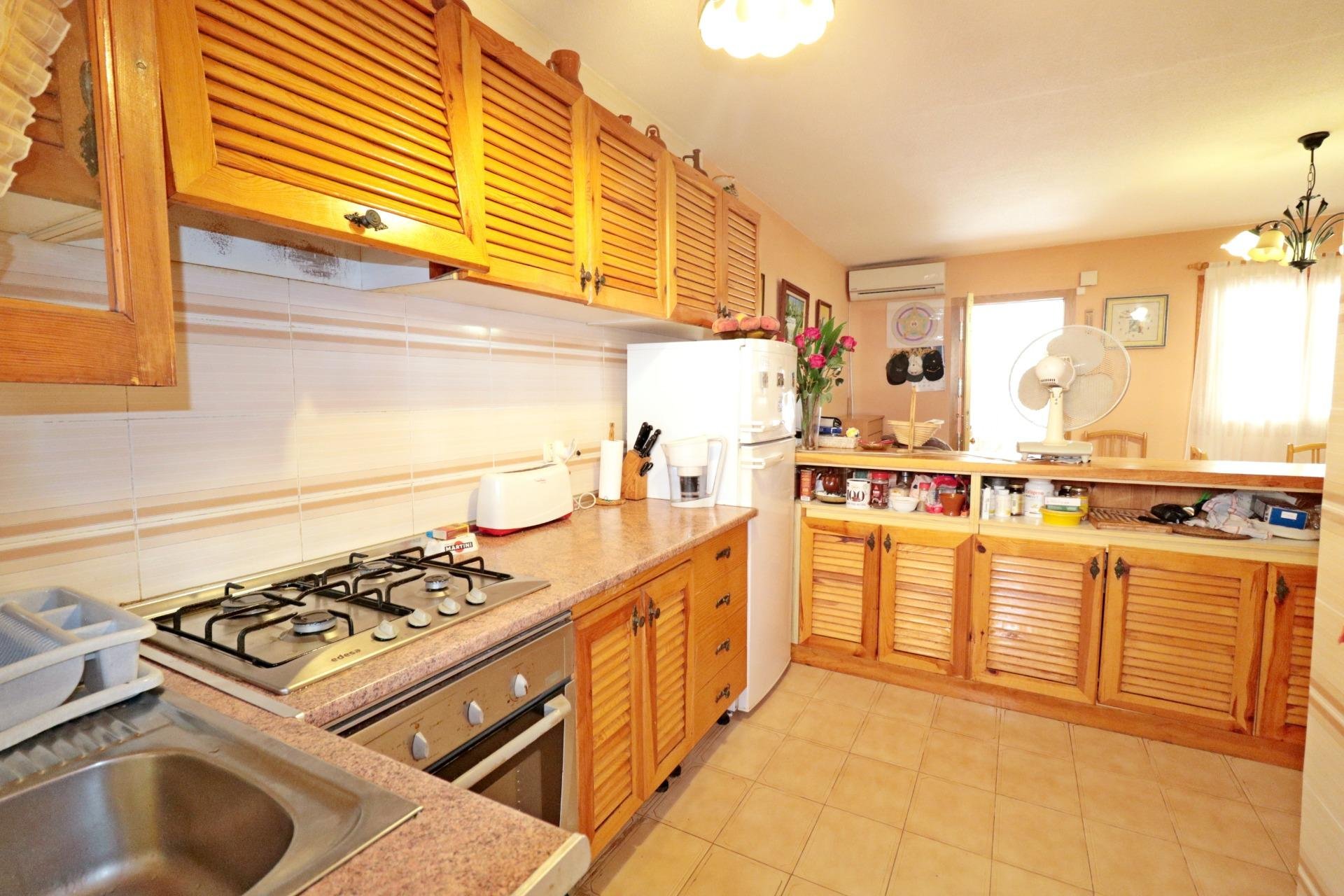 Resale - Townhouse -
Torrevieja - Playa De Los Naufragos