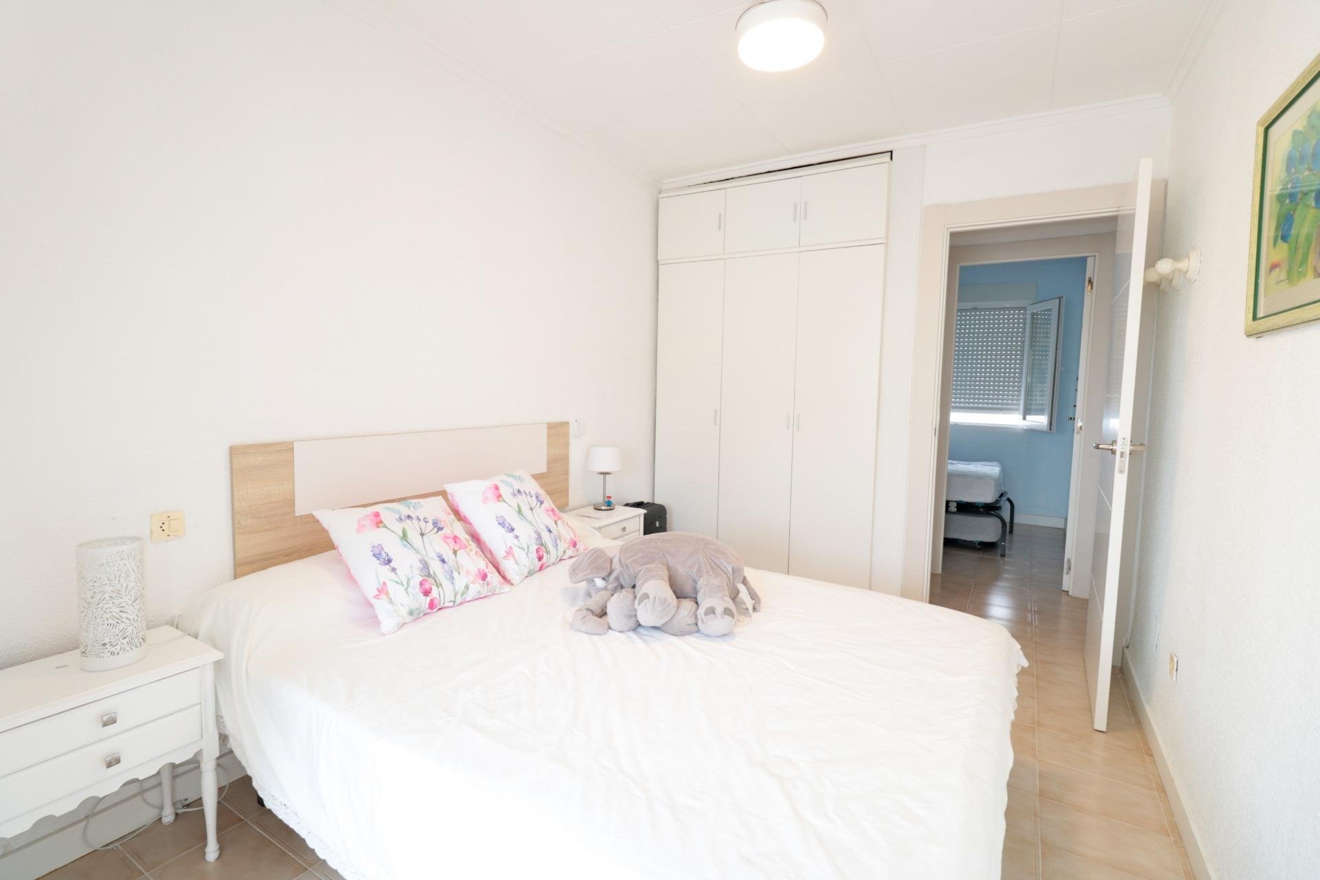 Resale - Townhouse -
Torrevieja - Playa De Los Naufragos