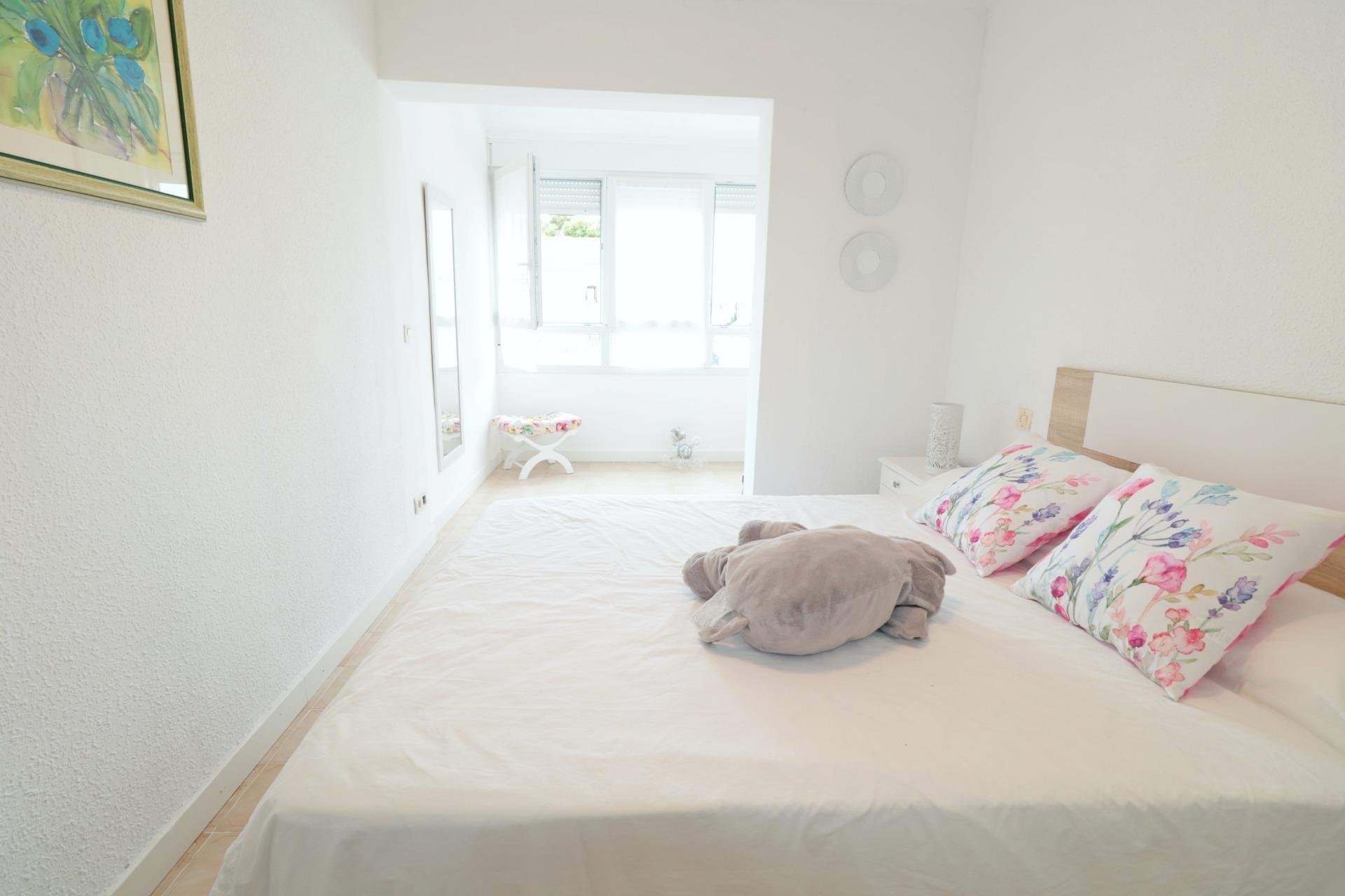 Resale - Townhouse -
Torrevieja - Playa De Los Naufragos