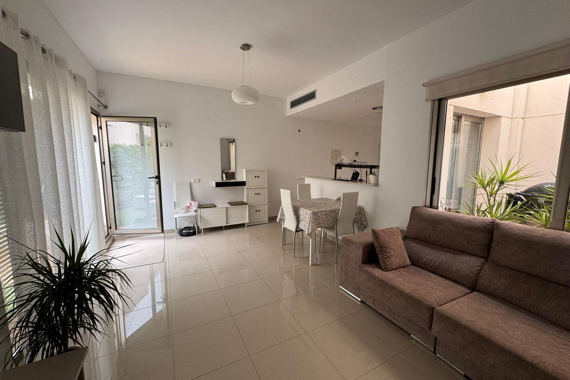 Resale - Townhouse -
Torrevieja - Punta Prima