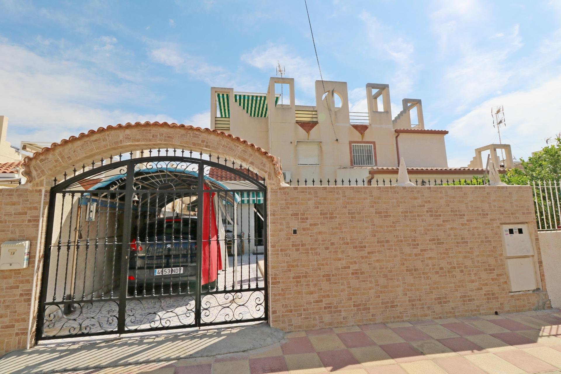 Resale - Townhouse -
Torrevieja - Torretas