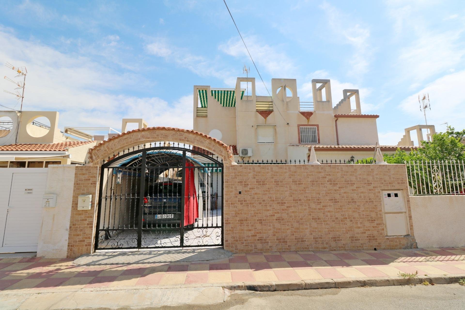 Resale - Townhouse -
Torrevieja - Torretas