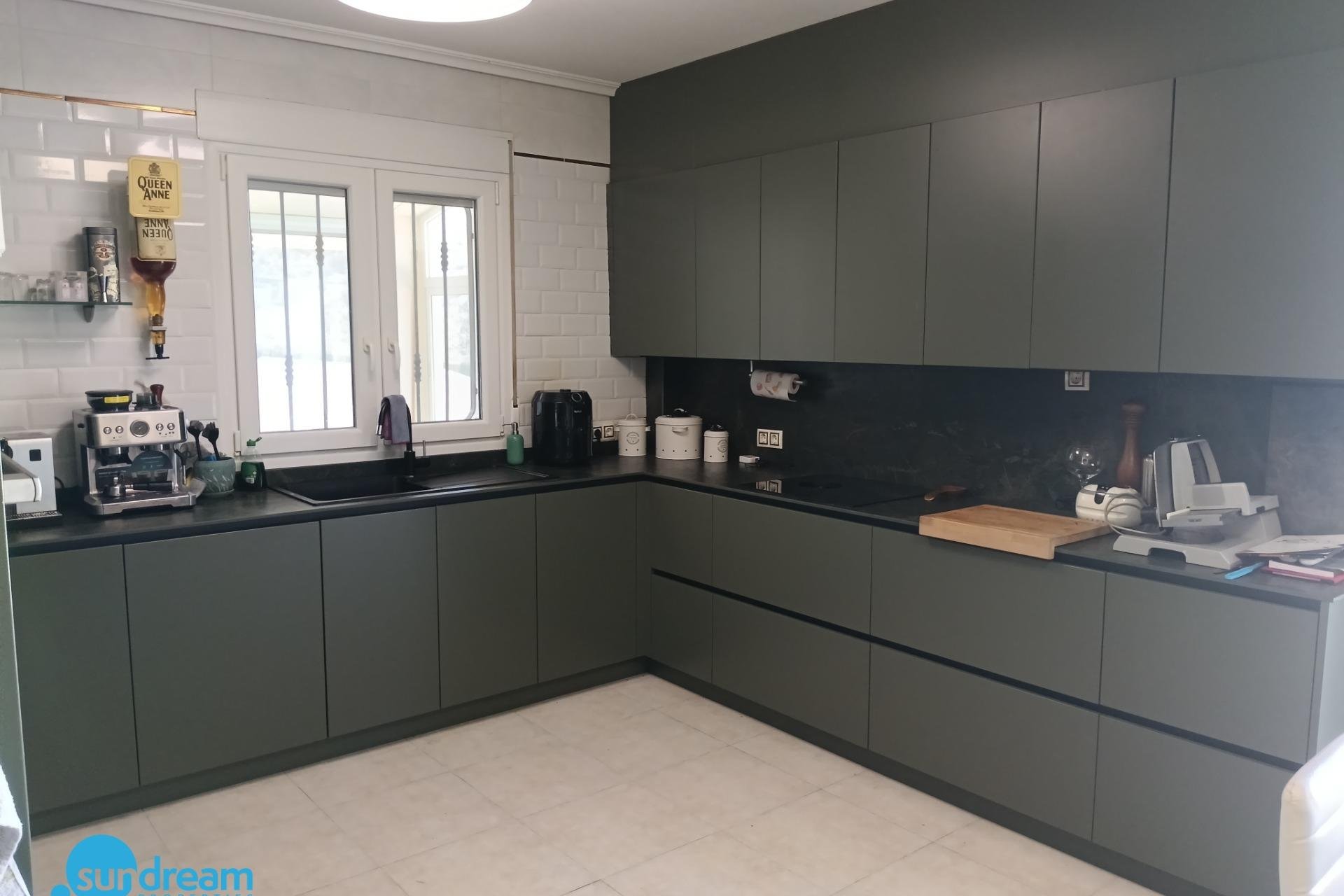 Resale - Villa -
Abanilla