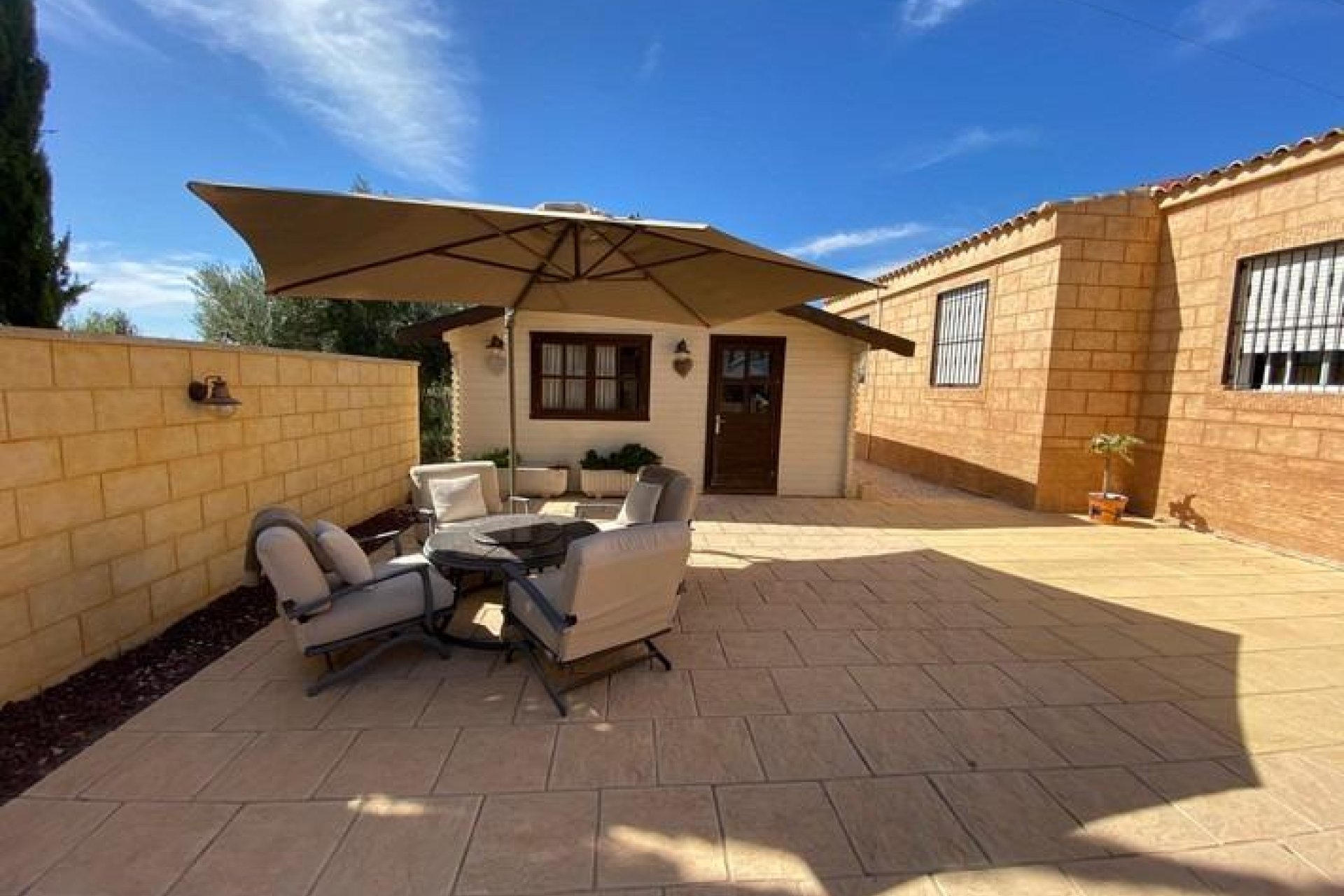 Resale - Villa -
Albatera - Campo De Albatera