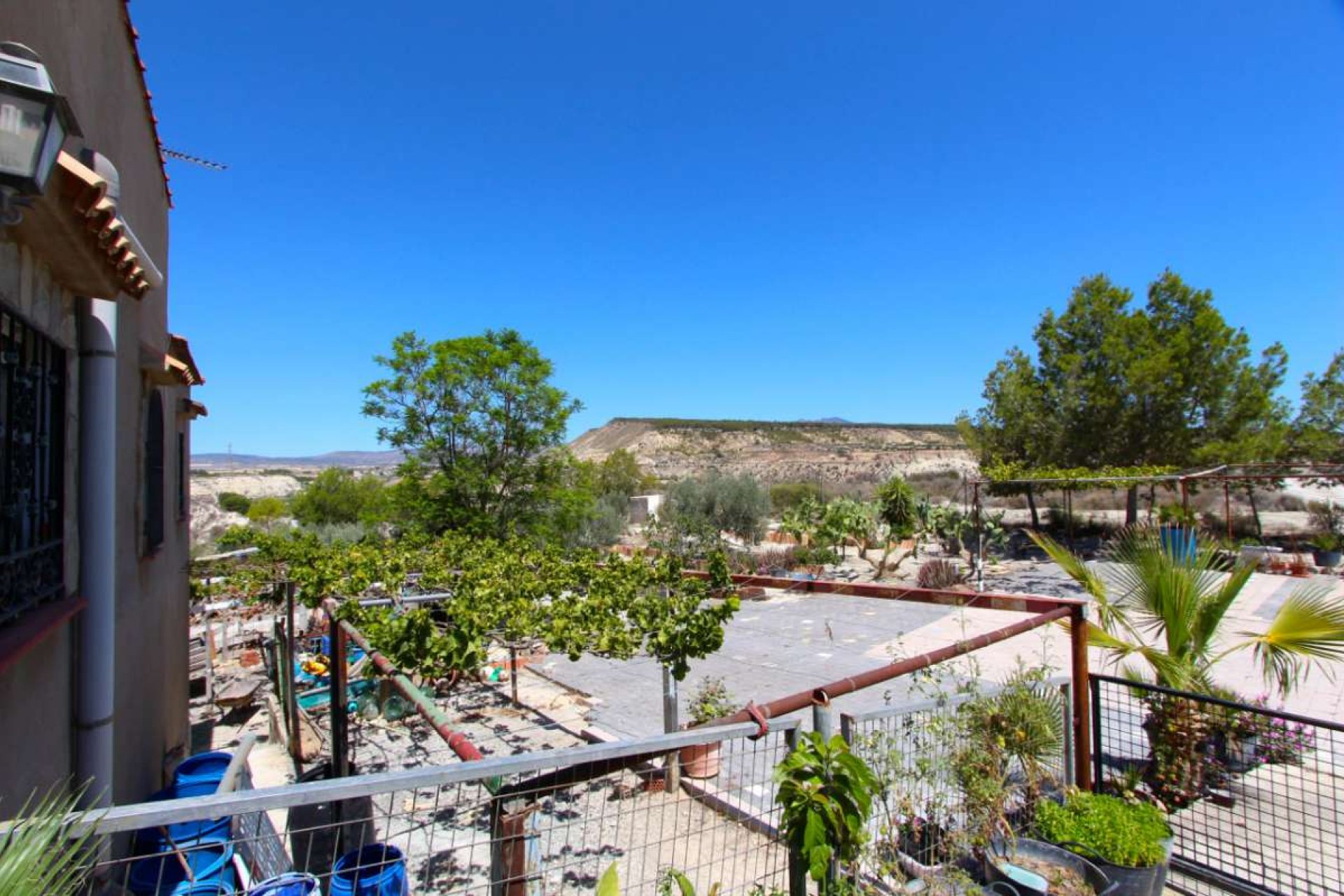 Resale - Villa -
Albudeite - Inland