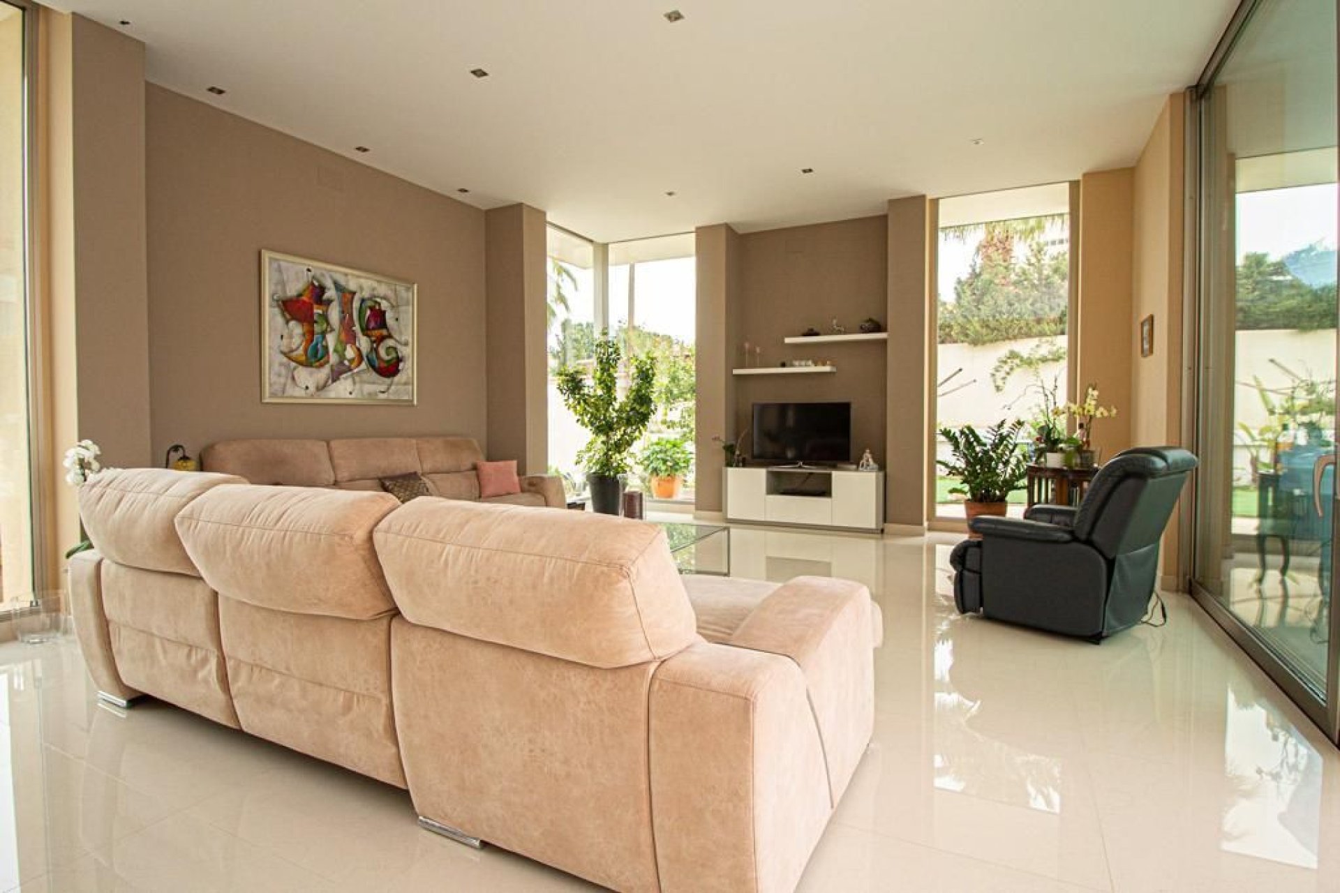 Resale - Villa -
Alfas del Pí - Albir