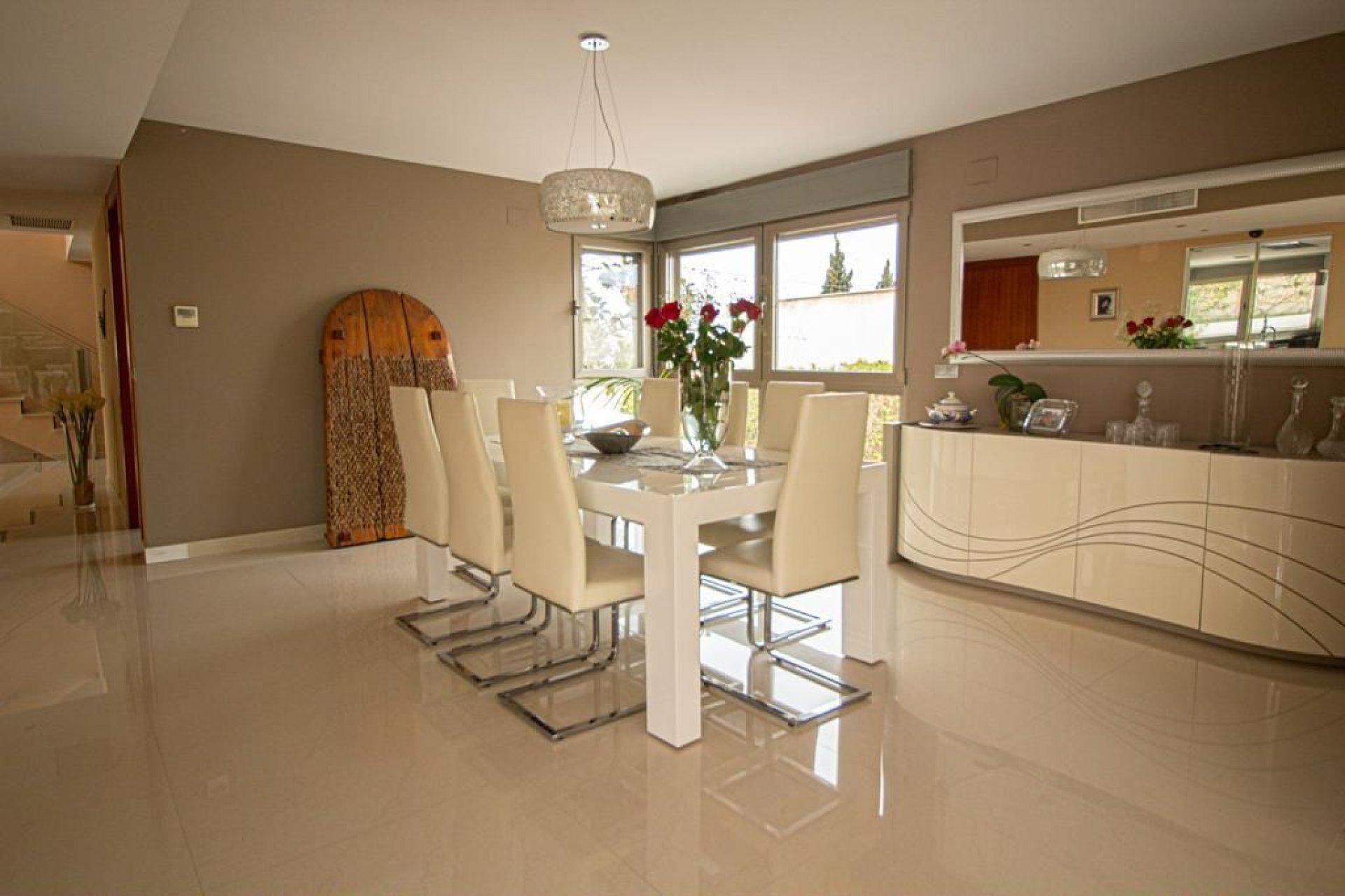 Resale - Villa -
Alfas del Pí - Albir