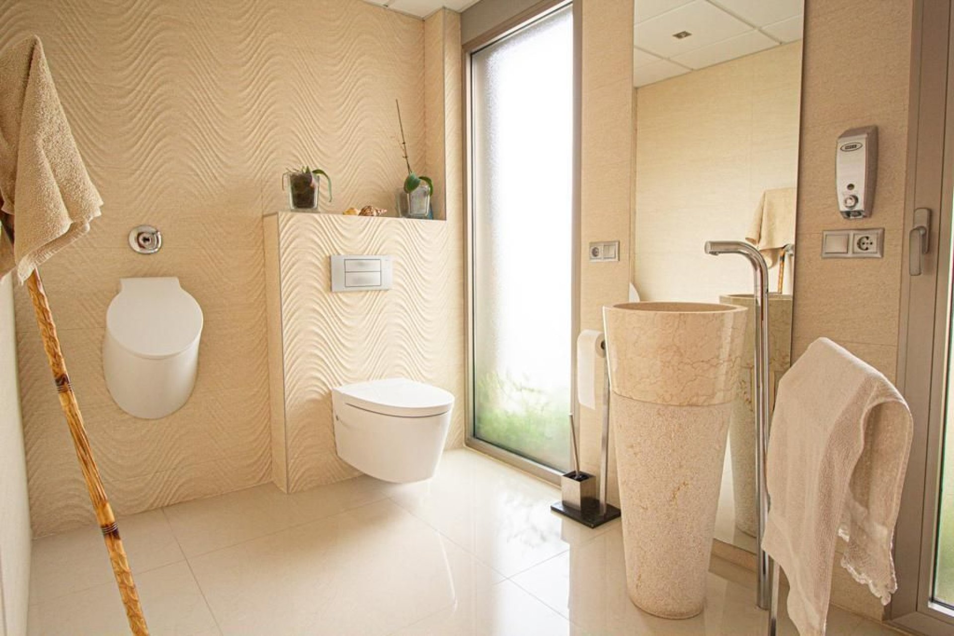 Resale - Villa -
Alfas del Pí - Albir