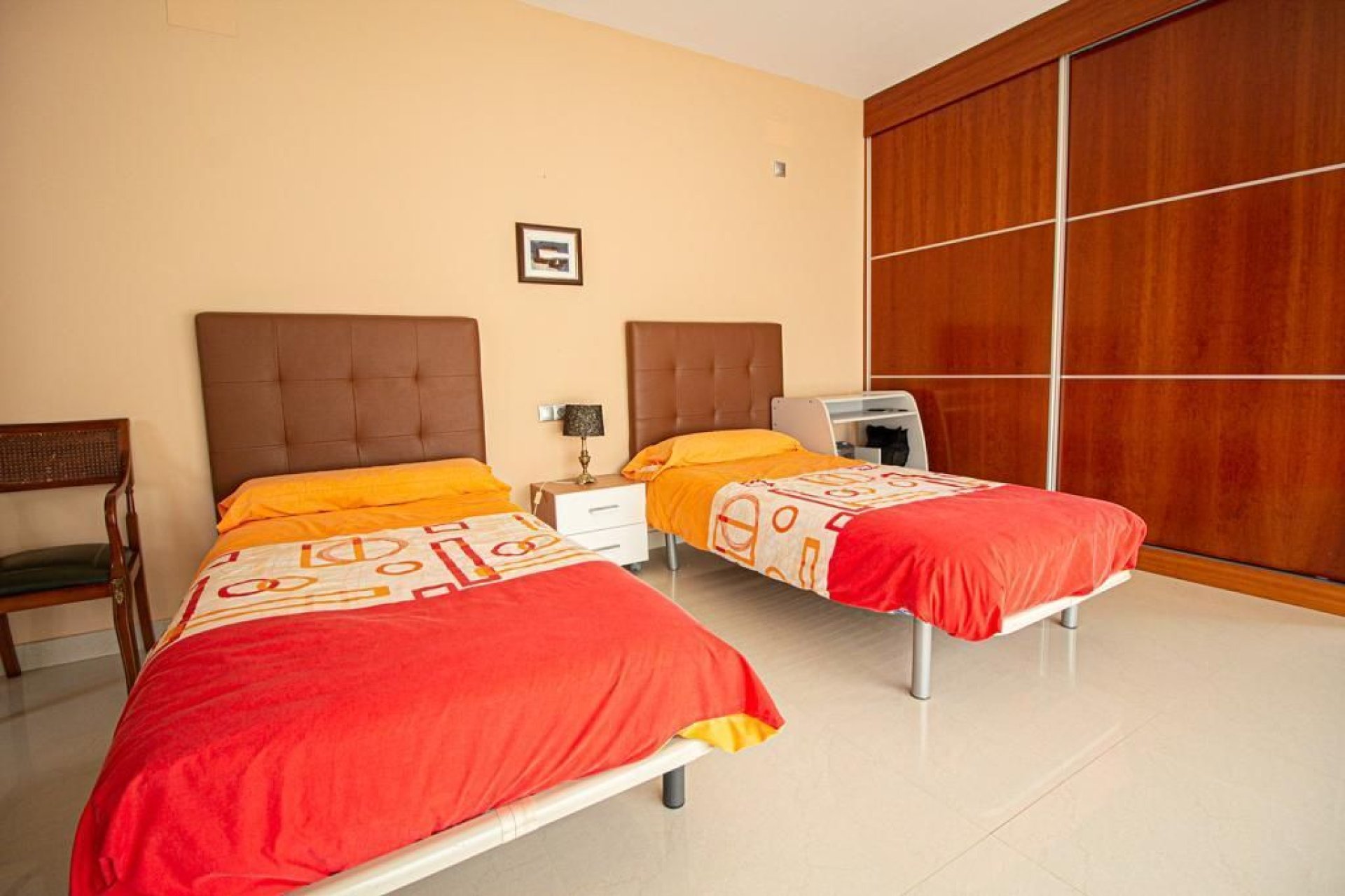 Resale - Villa -
Alfas del Pí - Albir