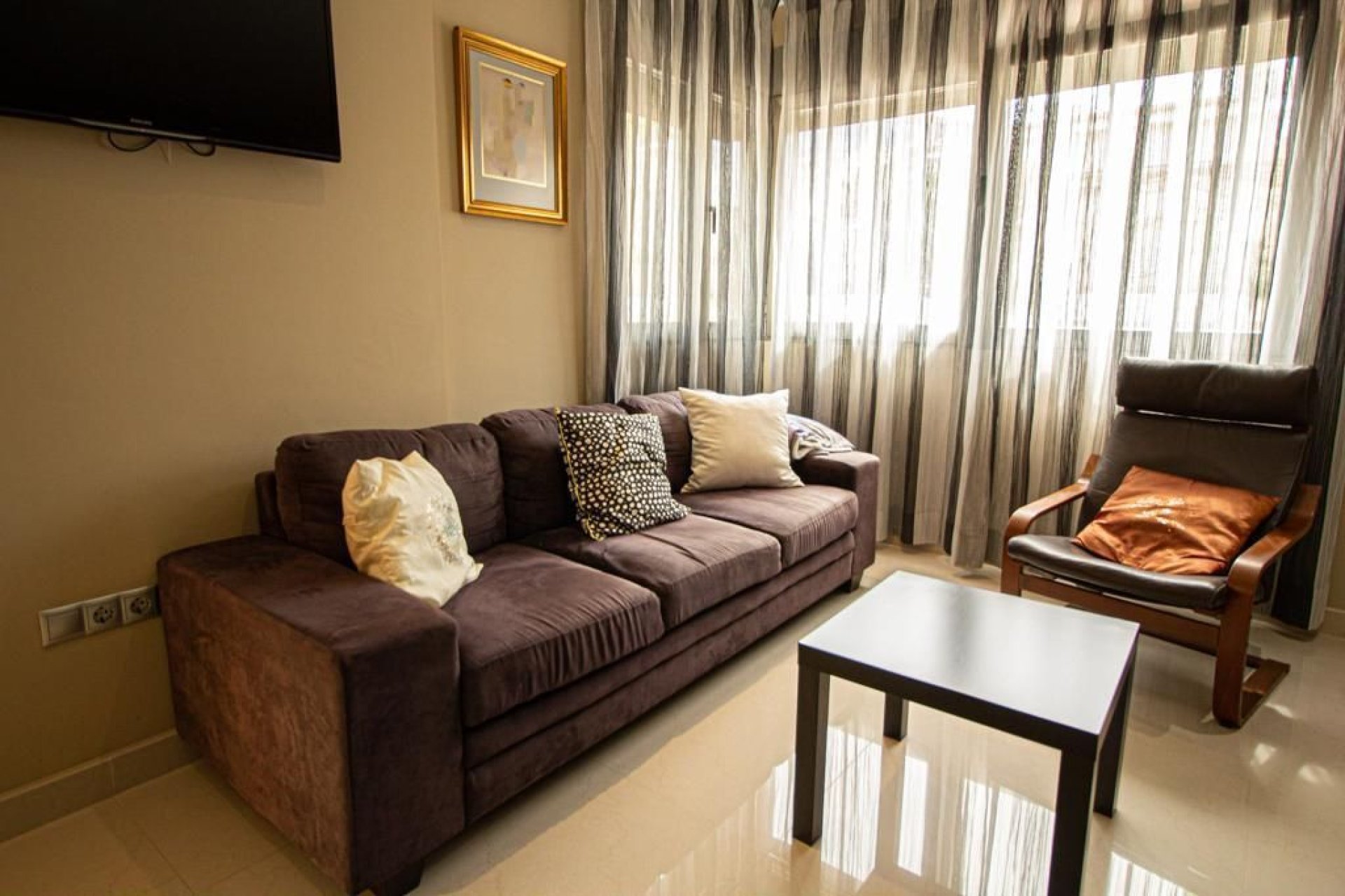 Resale - Villa -
Alfas del Pí - Albir