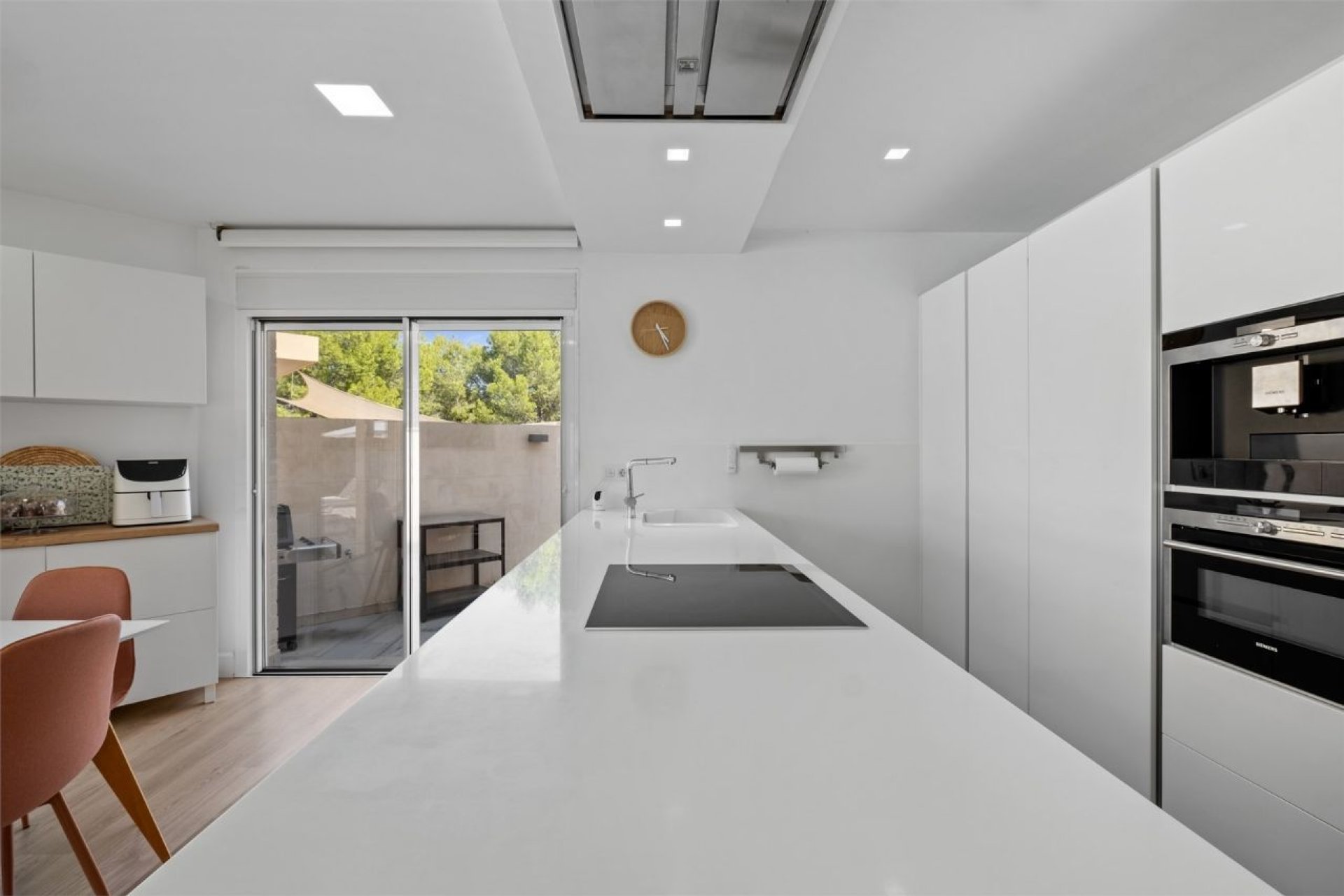 Resale - Villa -
Alfas del Pí - Costa Blanca
