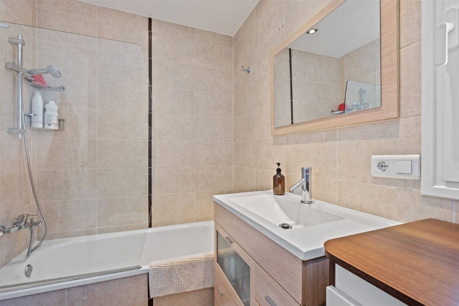 Resale - Villa -
Alfas del Pí - Costa Blanca