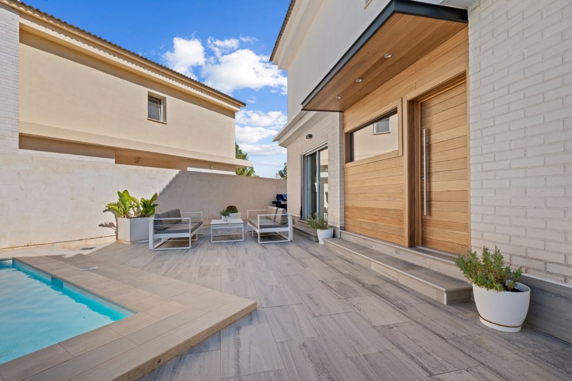 Resale - Villa -
Alfas del Pí - Costa Blanca