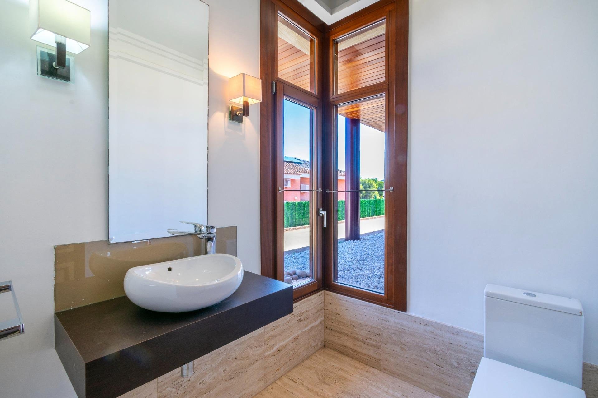 Resale - Villa -
Alfas del Pí - Costa Blanca