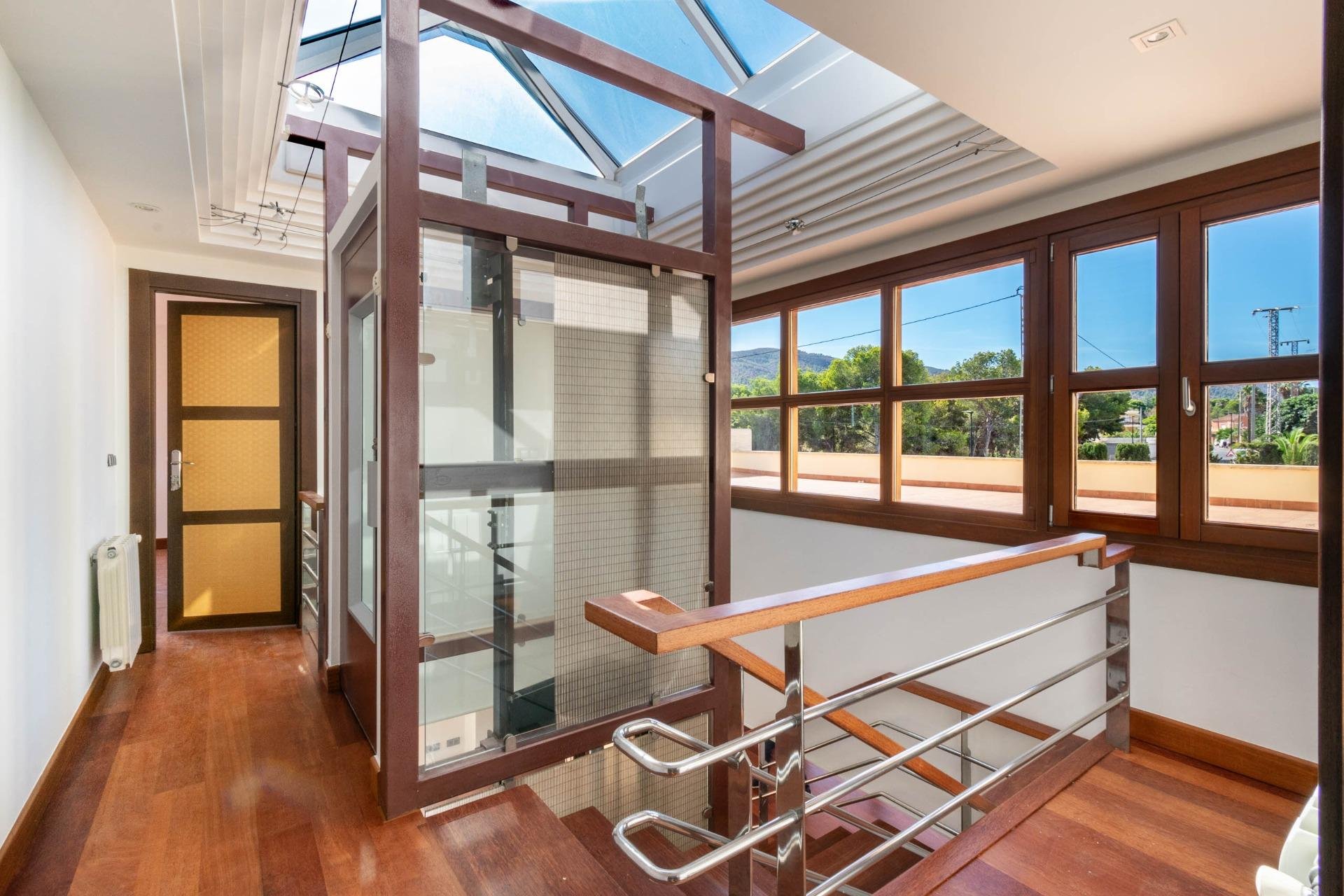 Resale - Villa -
Alfas del Pí - Costa Blanca