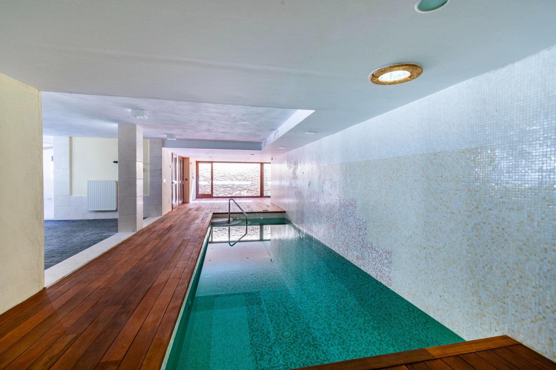 Resale - Villa -
Alfas del Pí - Costa Blanca