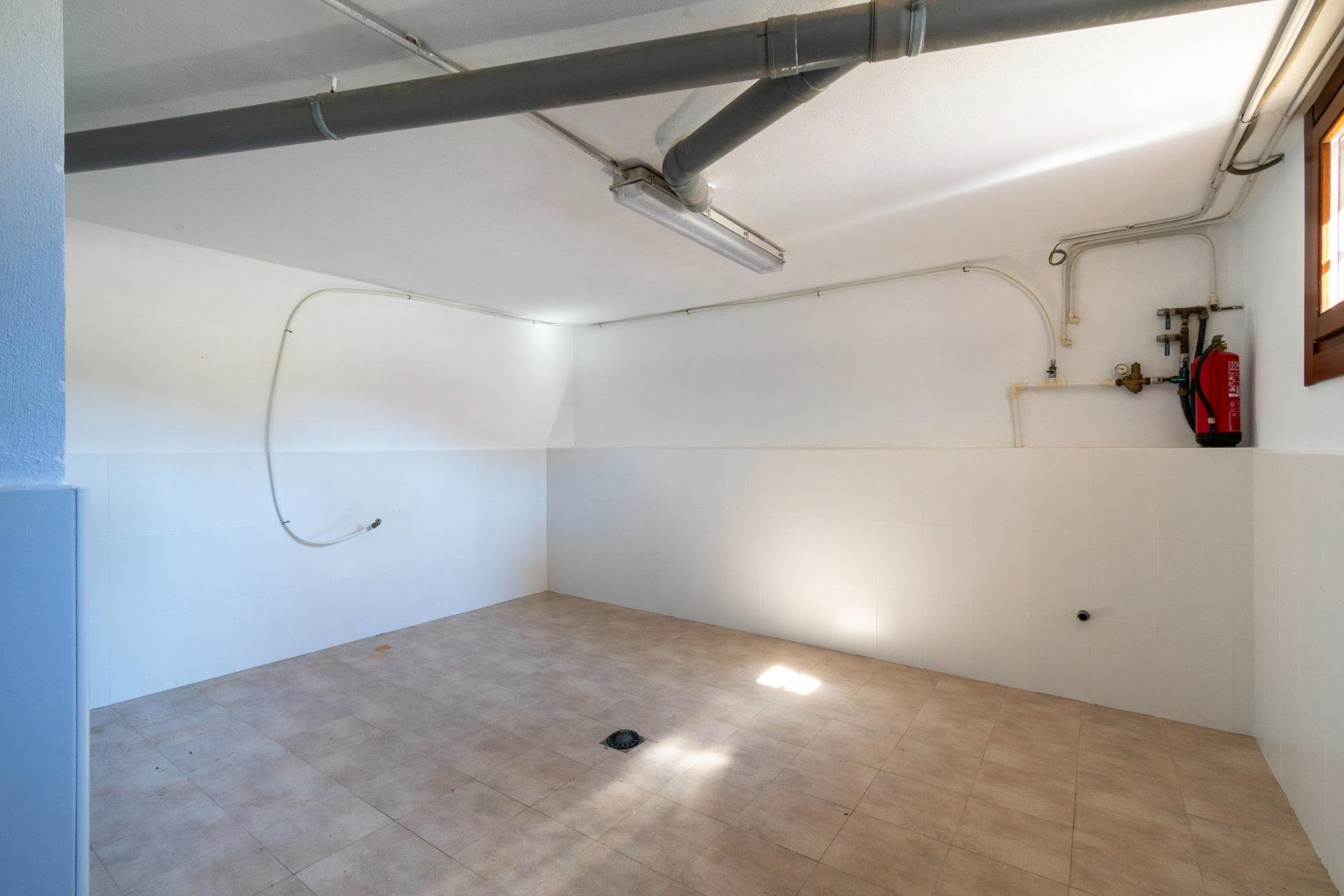 Resale - Villa -
Alfas del Pí - Costa Blanca