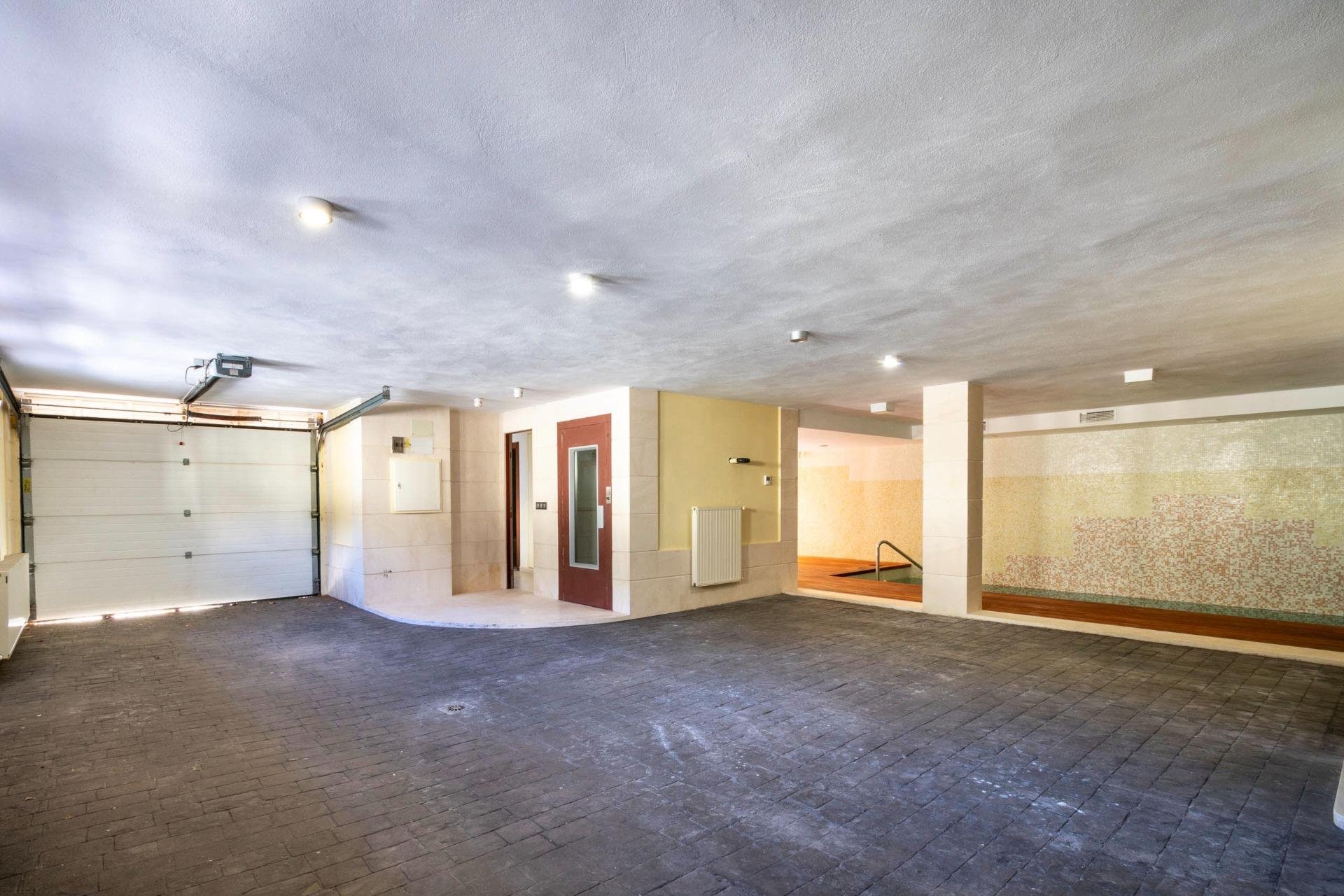 Resale - Villa -
Alfas del Pí - Costa Blanca