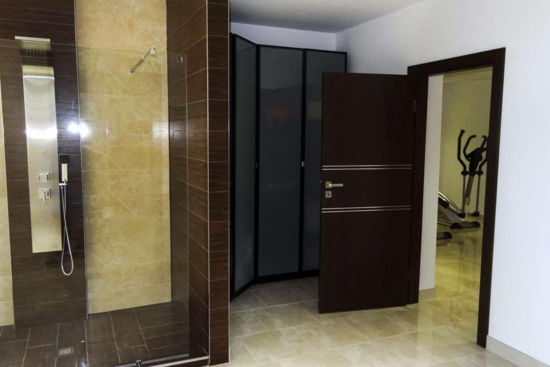 Resale - Villa -
Alfas del Pí - Costa Blanca