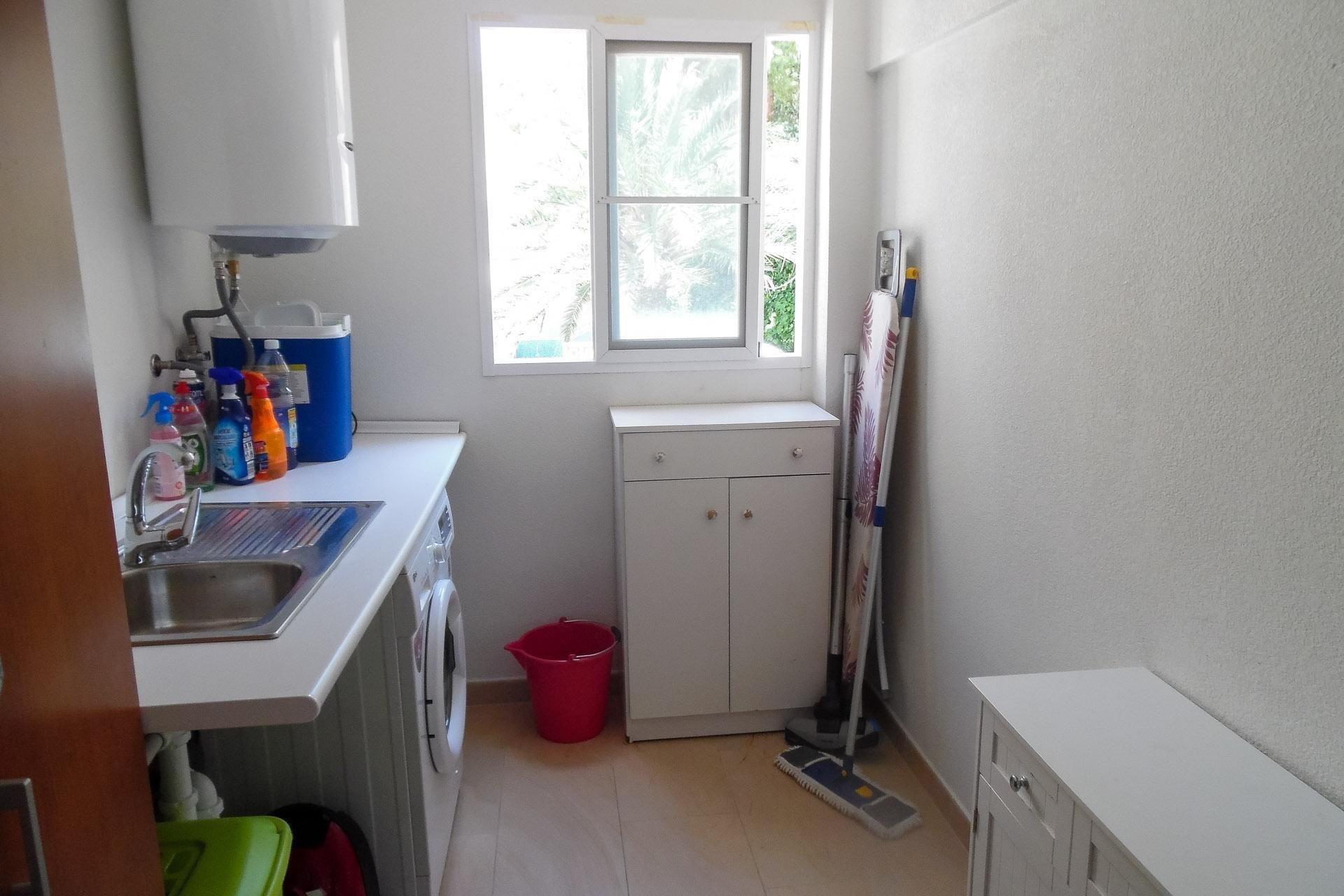 Resale - Villa -
Alfas del Pí - Costa Blanca