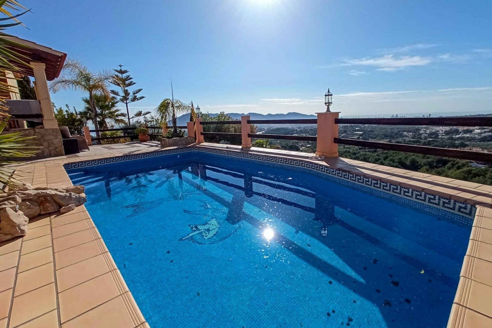 Resale - Villa -
Alfas del Pí - Costa Blanca