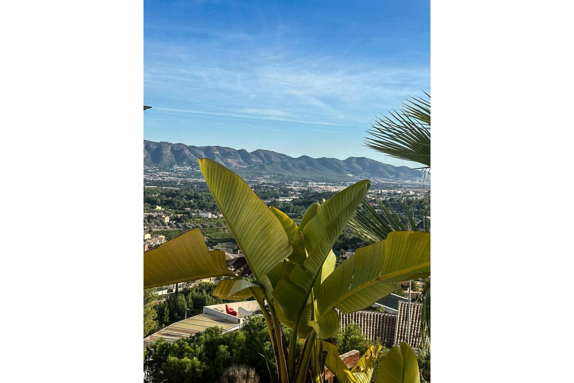 Resale - Villa -
Alfas del Pí - Costa Blanca