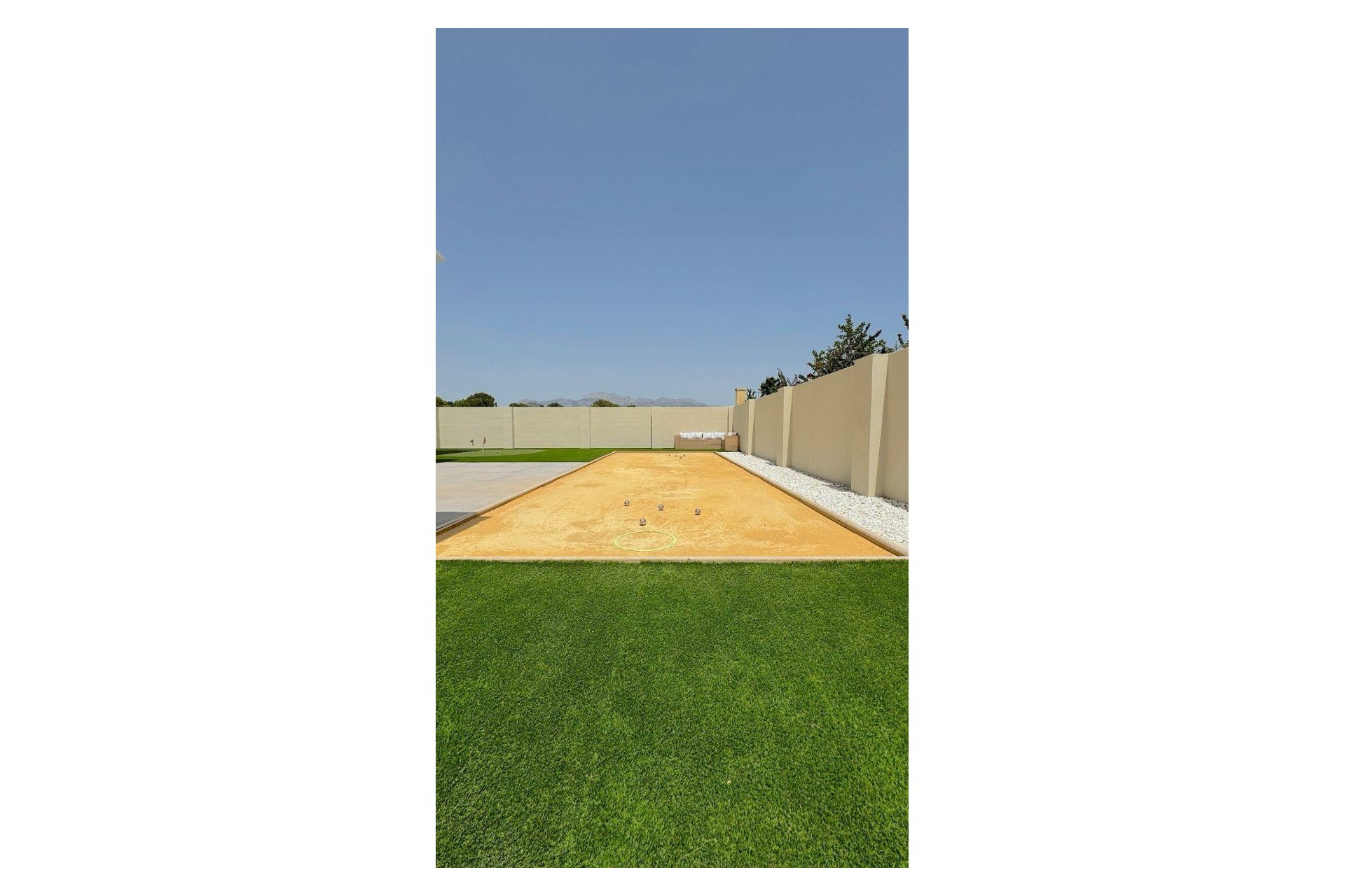 Resale - Villa -
Alfas del Pí - Costa Blanca