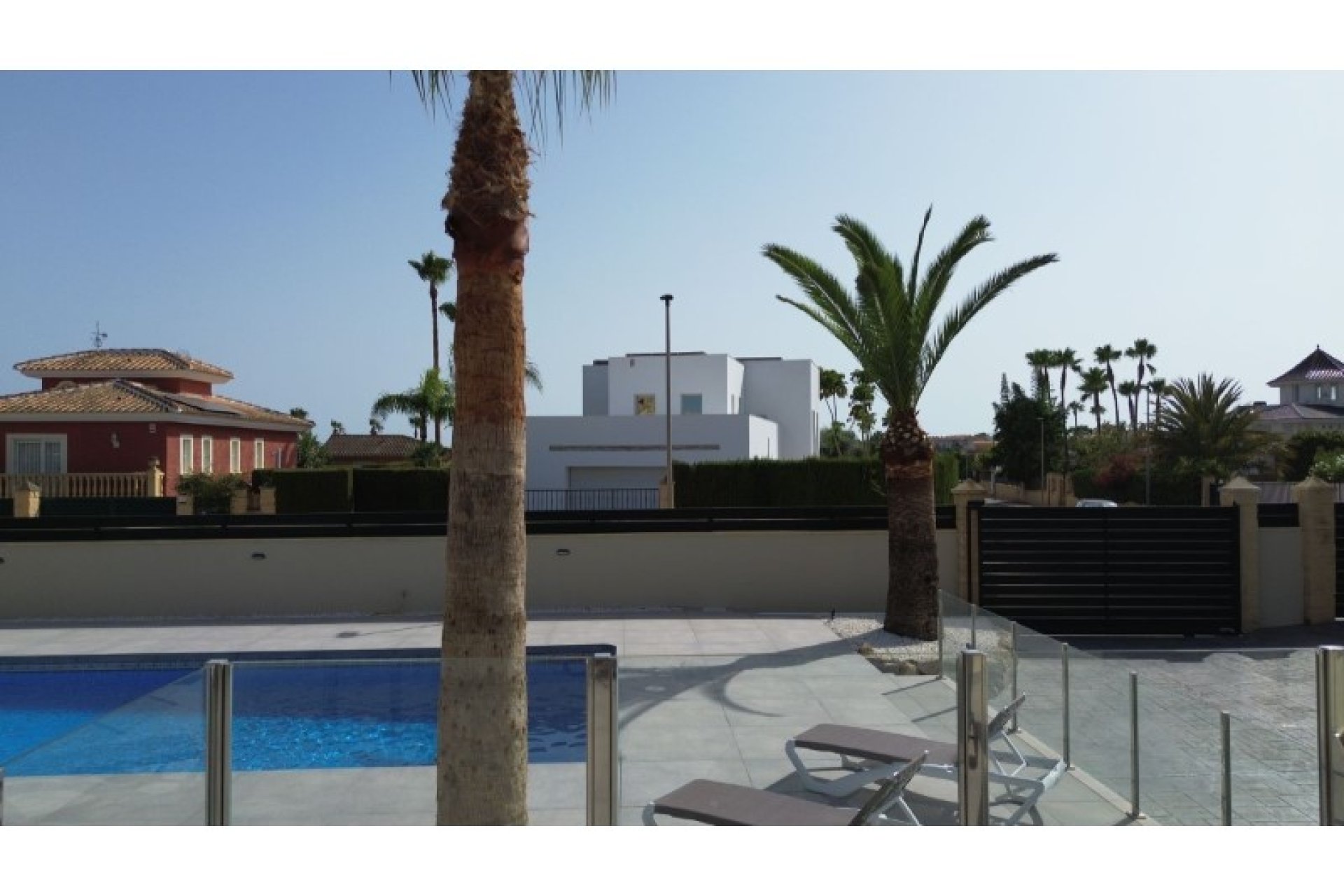 Resale - Villa -
Alfas del Pí - Costa Blanca