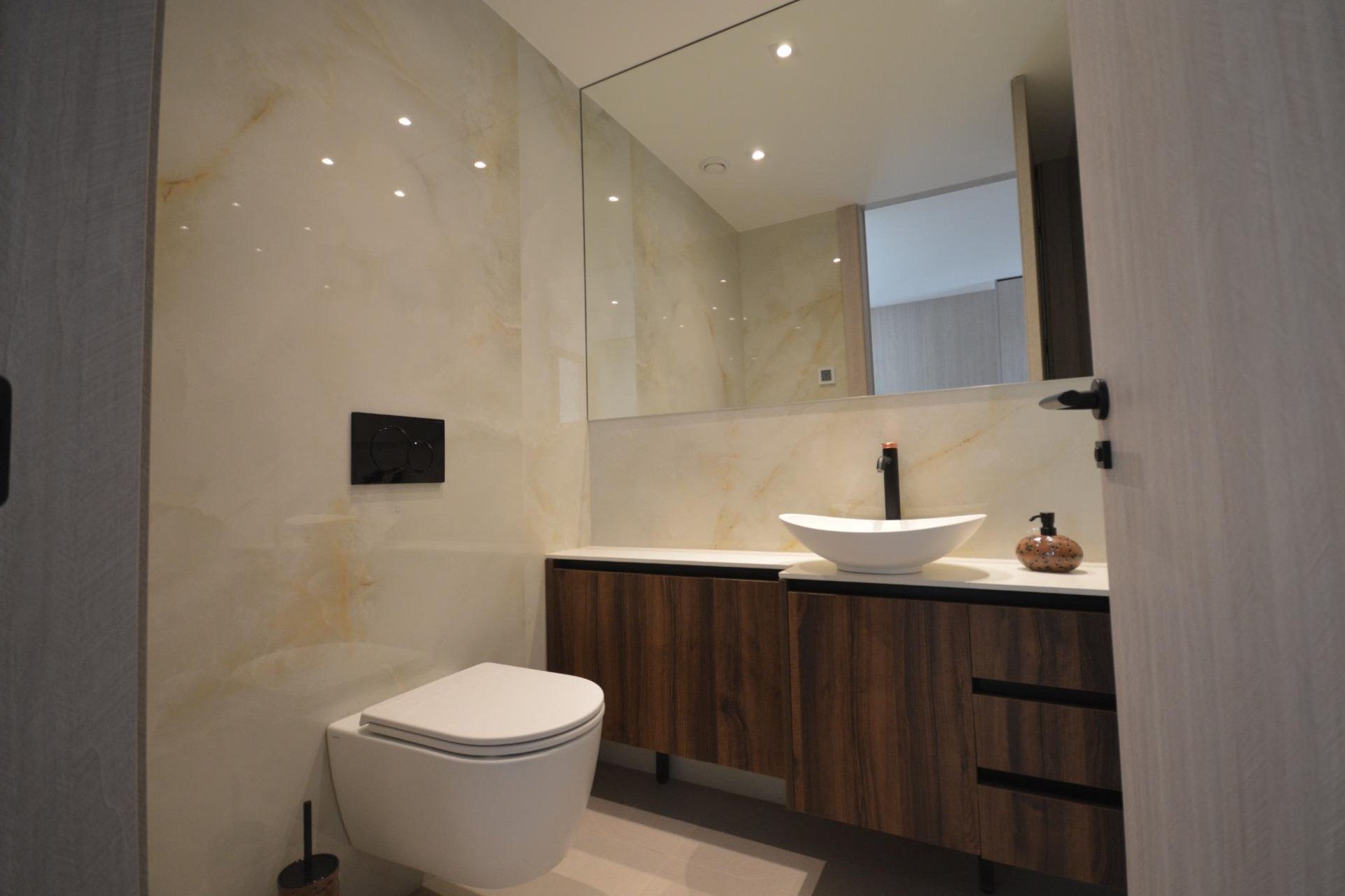 Resale - Villa -
Algorfa - Comunidad Valenciana