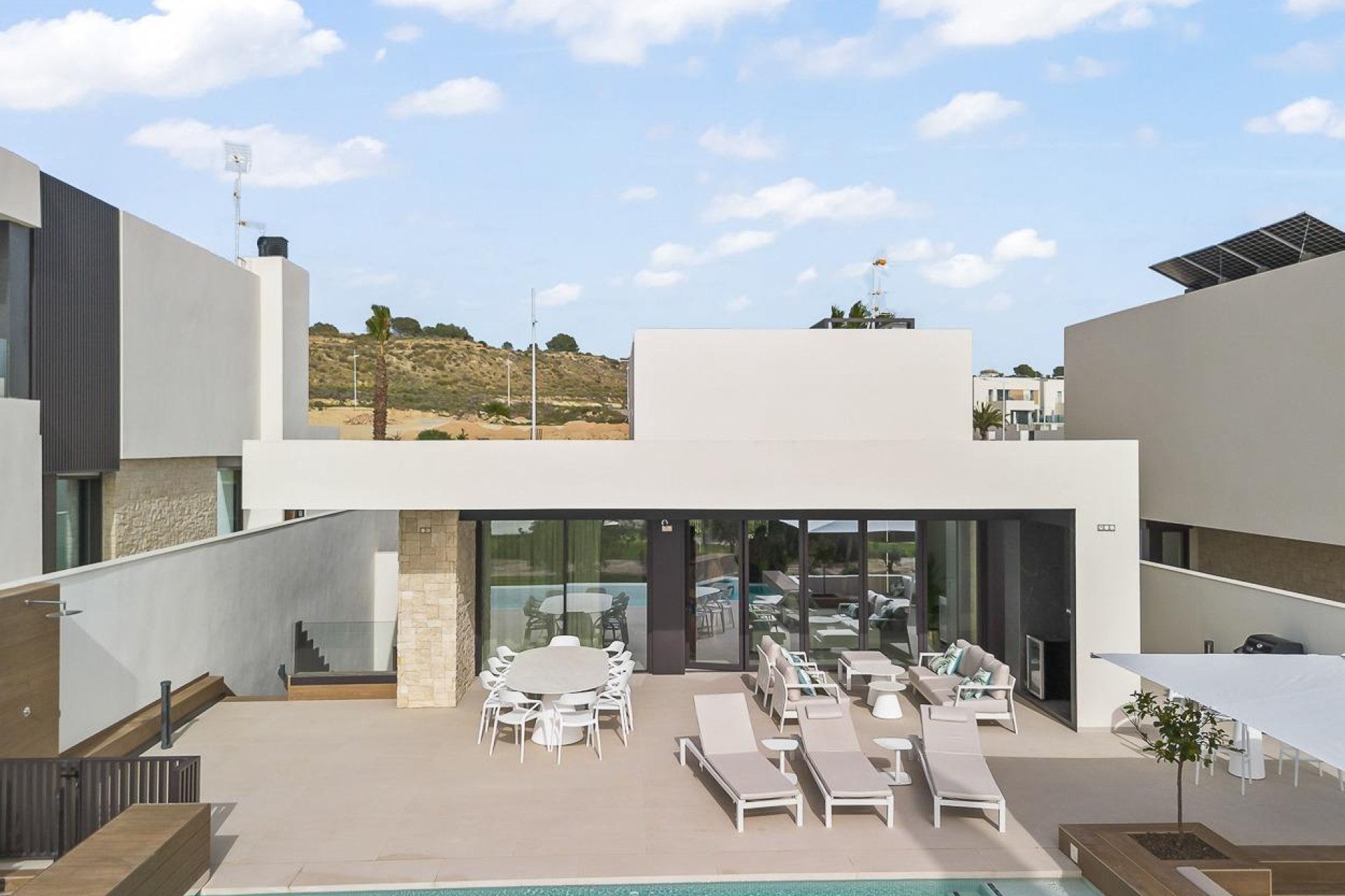 Resale - Villa -
Algorfa - Comunidad Valenciana