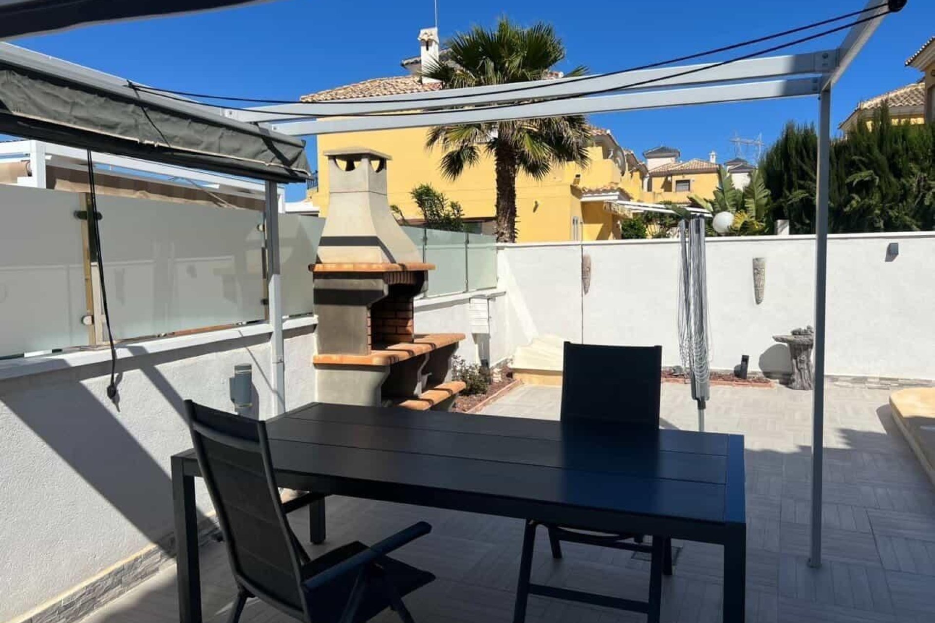 Resale - Villa -
Algorfa - Costa Blanca Sur