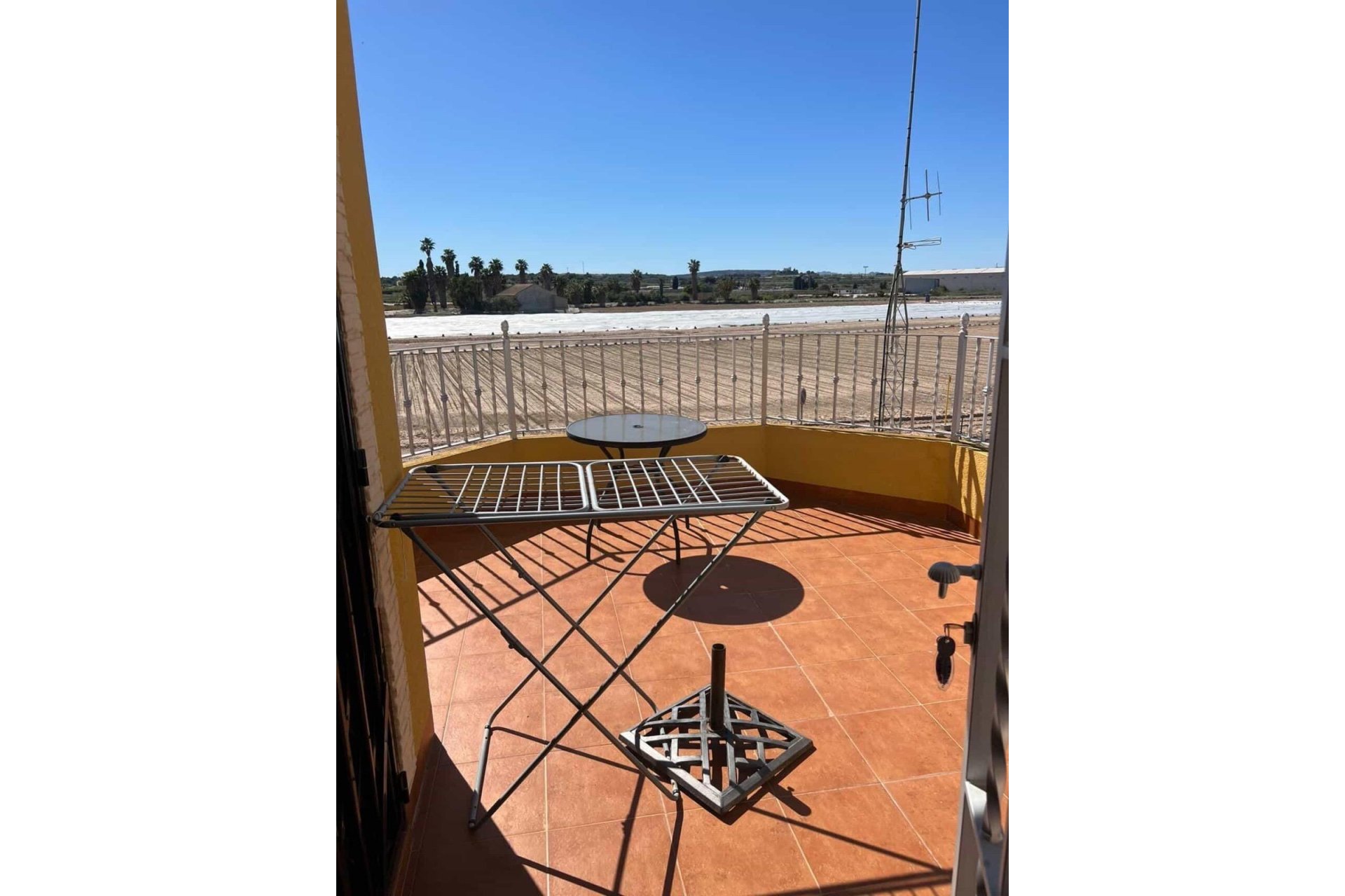 Resale - Villa -
Algorfa - Costa Blanca Sur