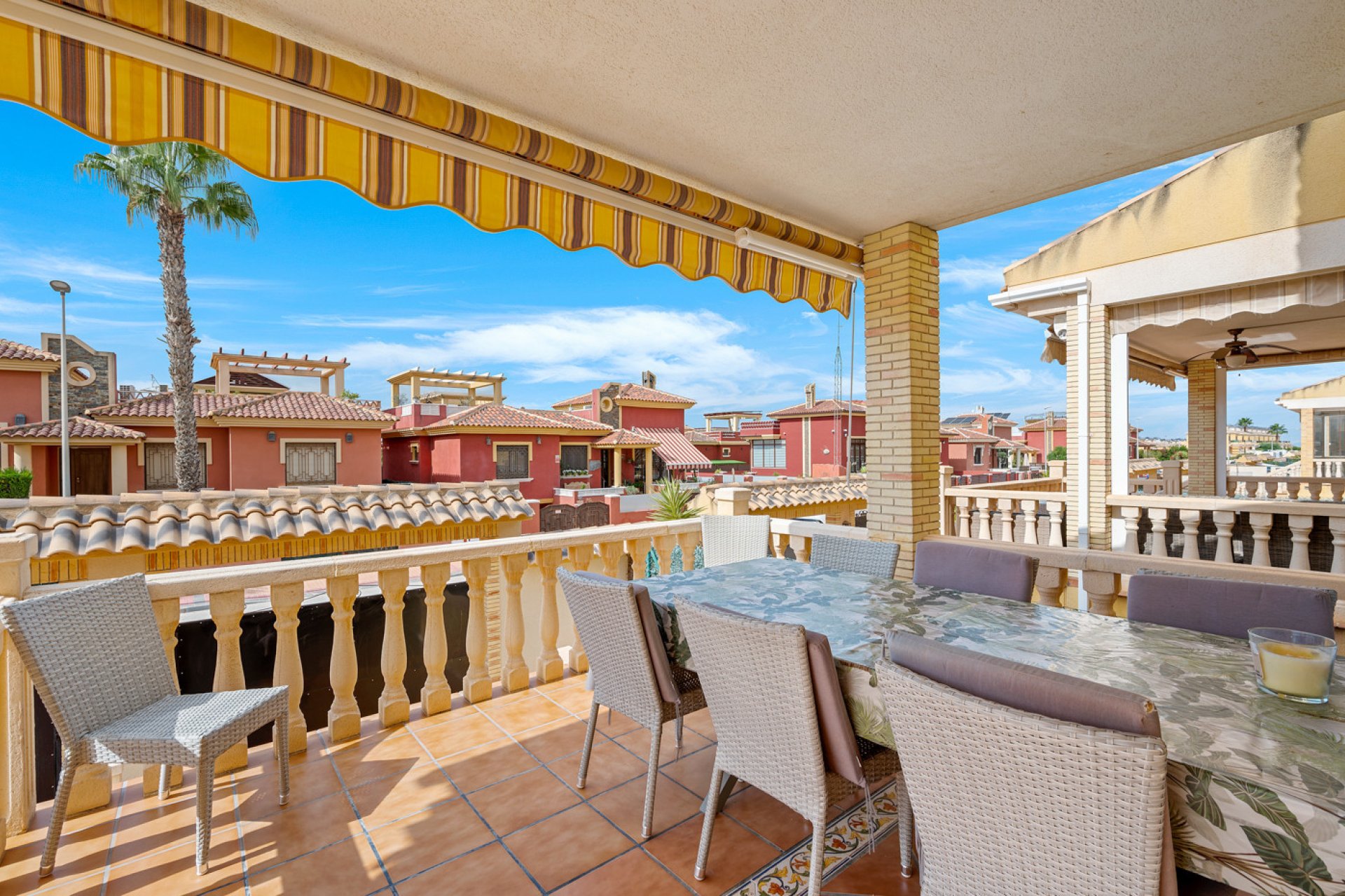 Resale - Villa -
Algorfa - Inland