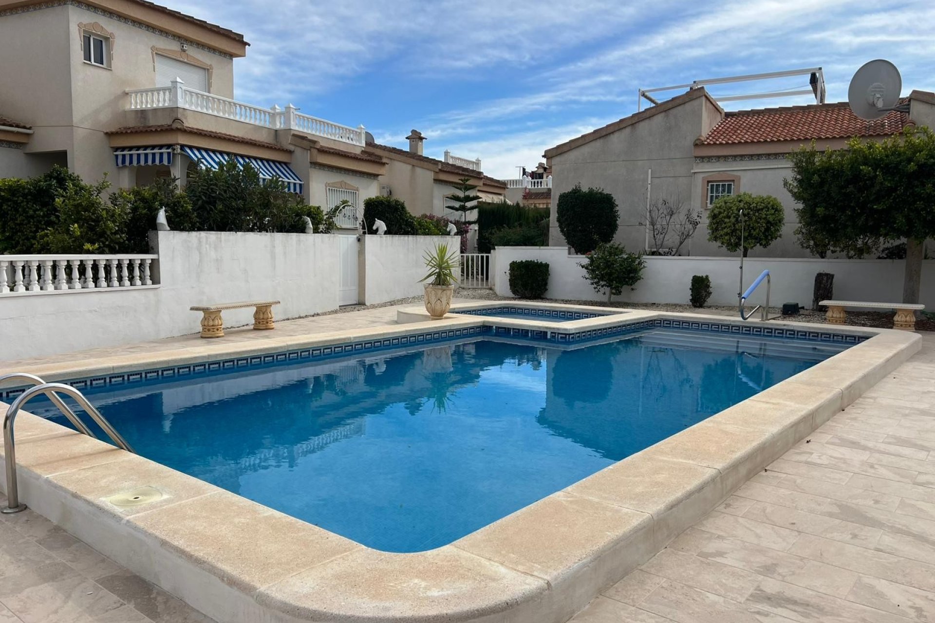 Resale - Villa -
Algorfa - Inland