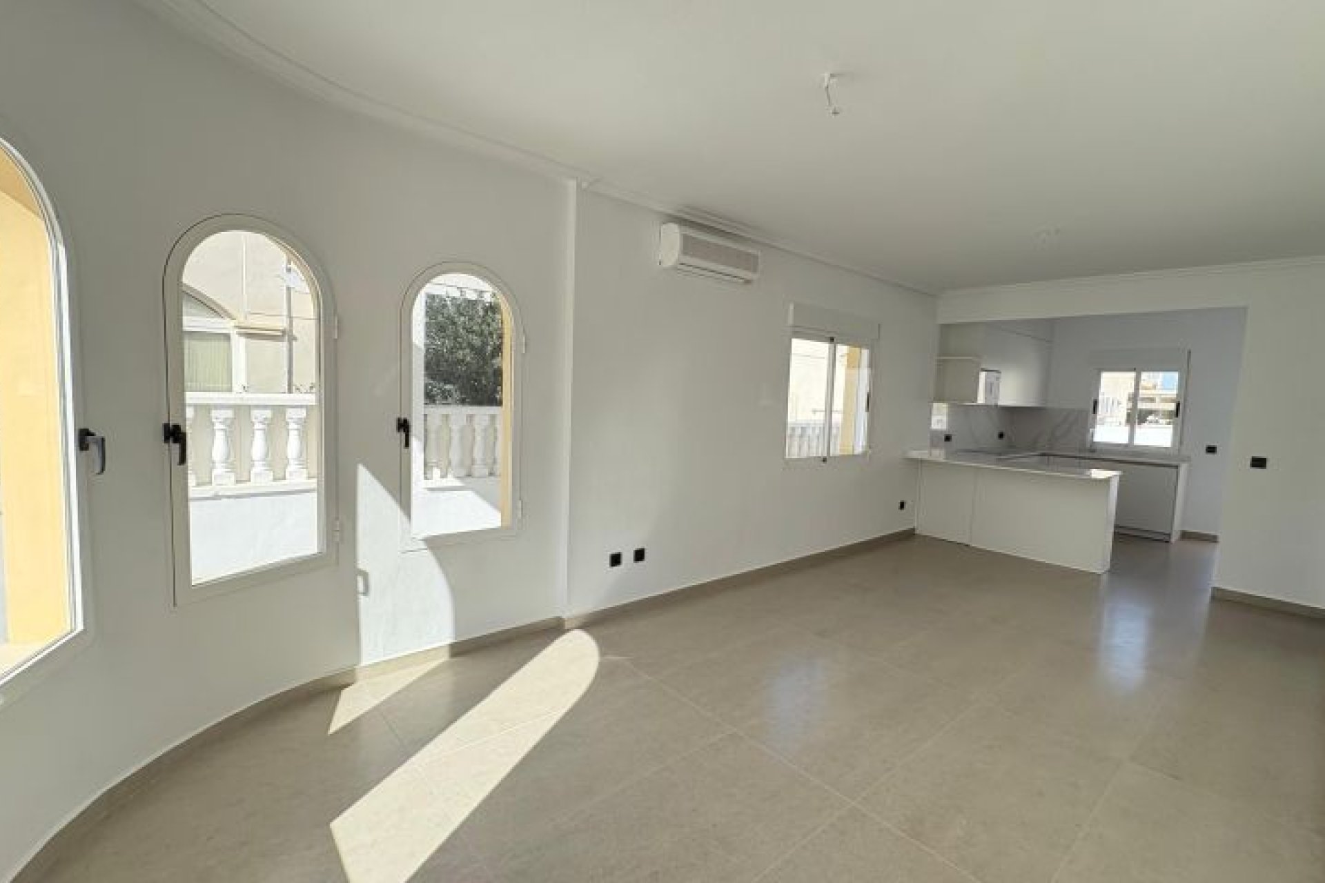 Resale - Villa -
Algorfa - Inland