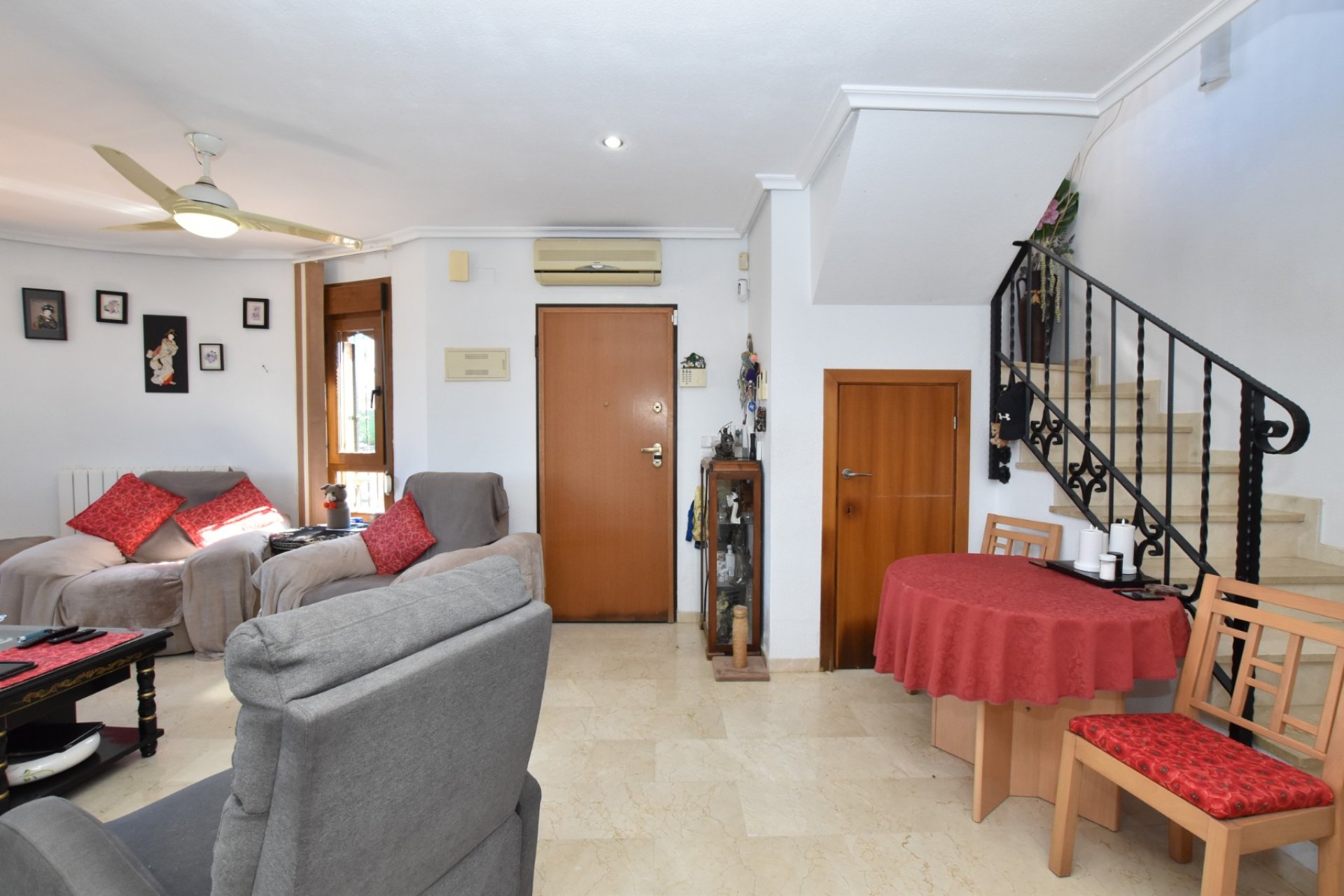 Resale - Villa -
Algorfa - Inland