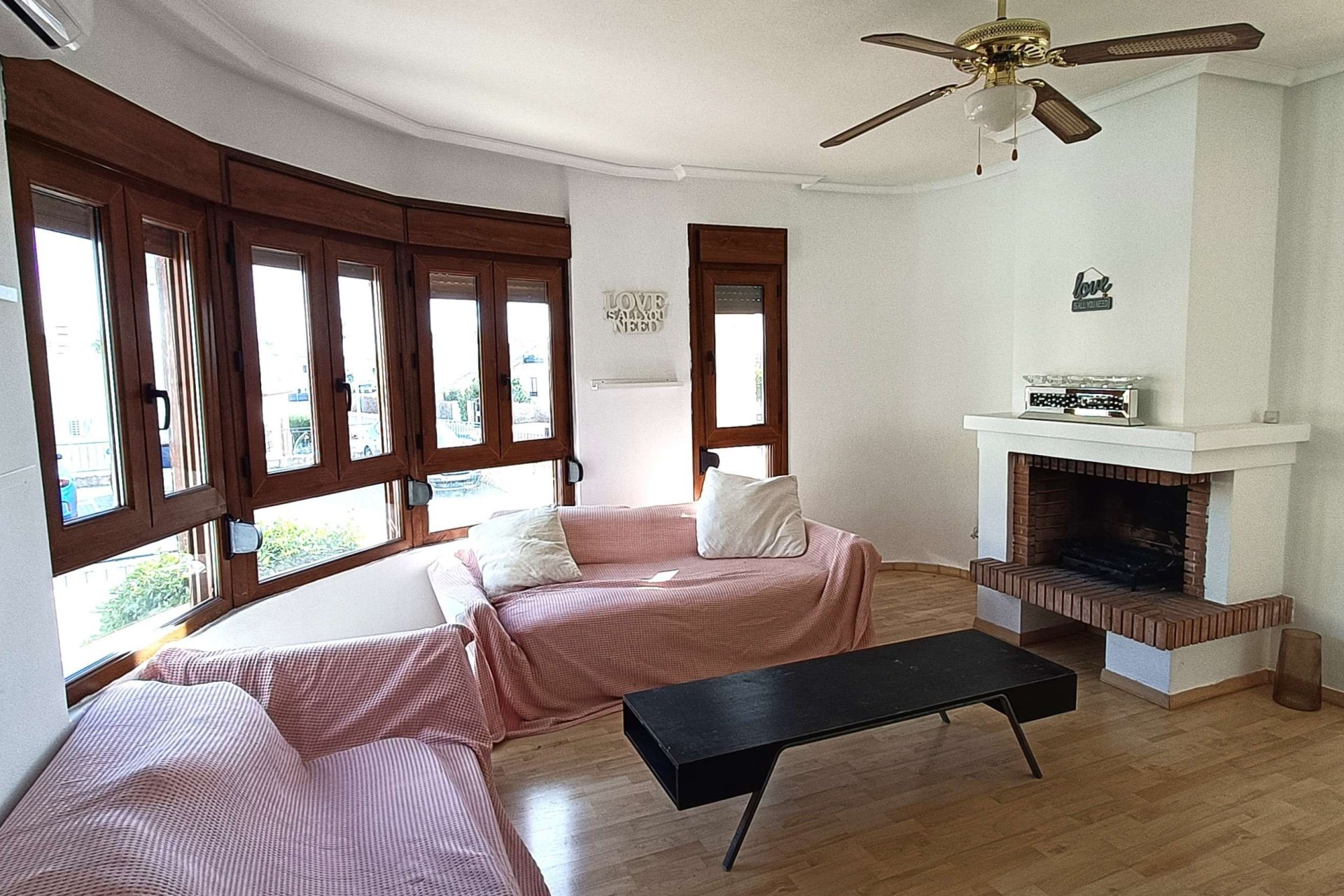 Resale - Villa -
Algorfa - Inland