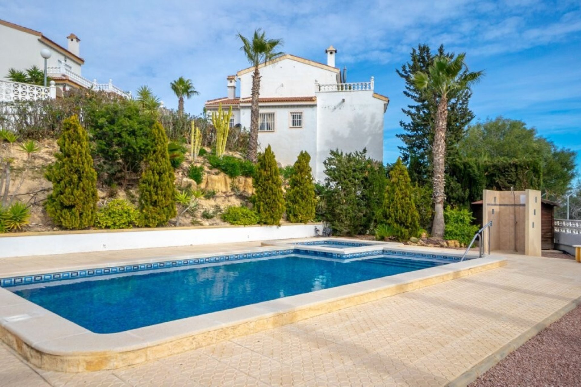 Resale - Villa -
Algorfa - Montemar