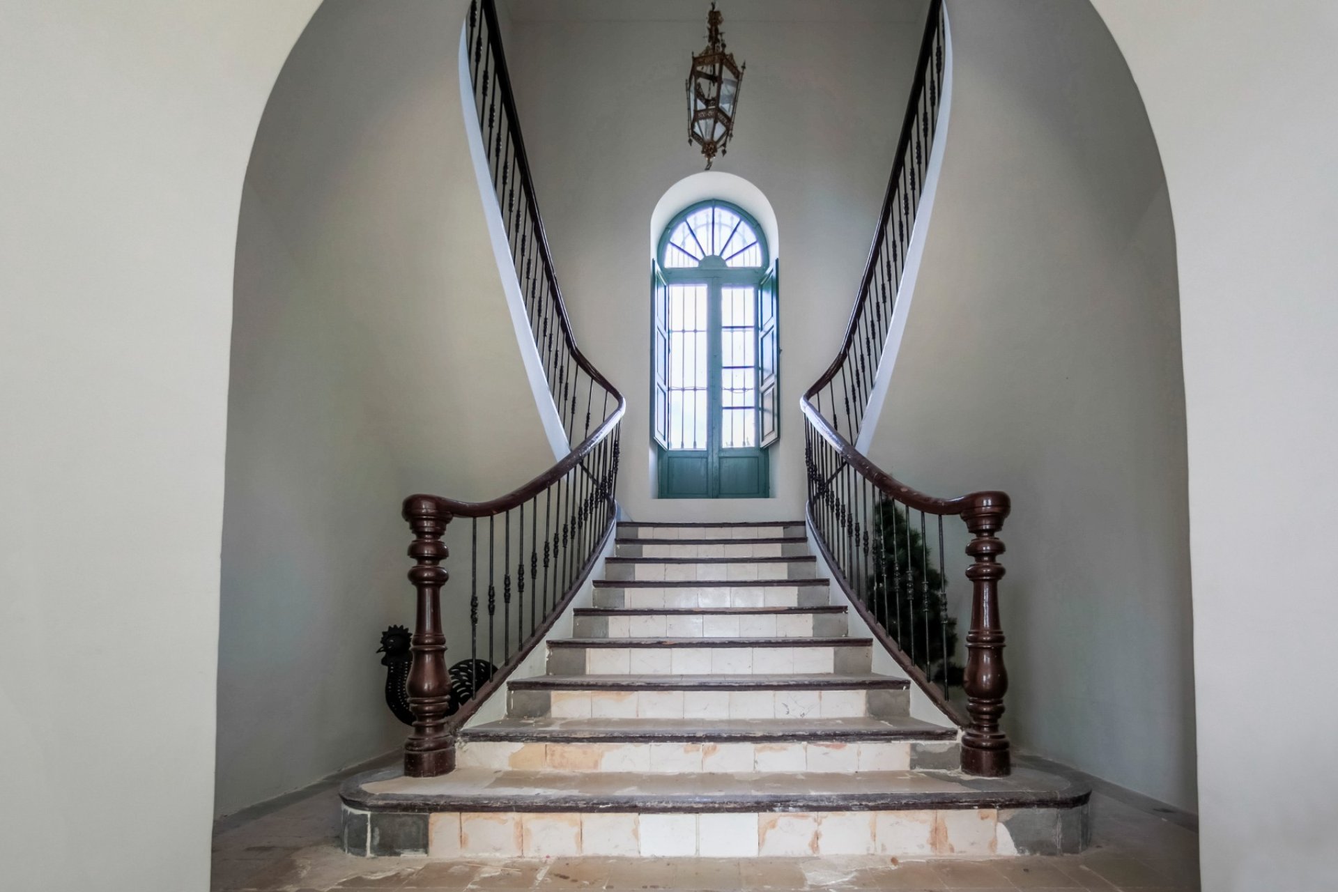 Resale - Villa -
Alicante - Costa Blanca