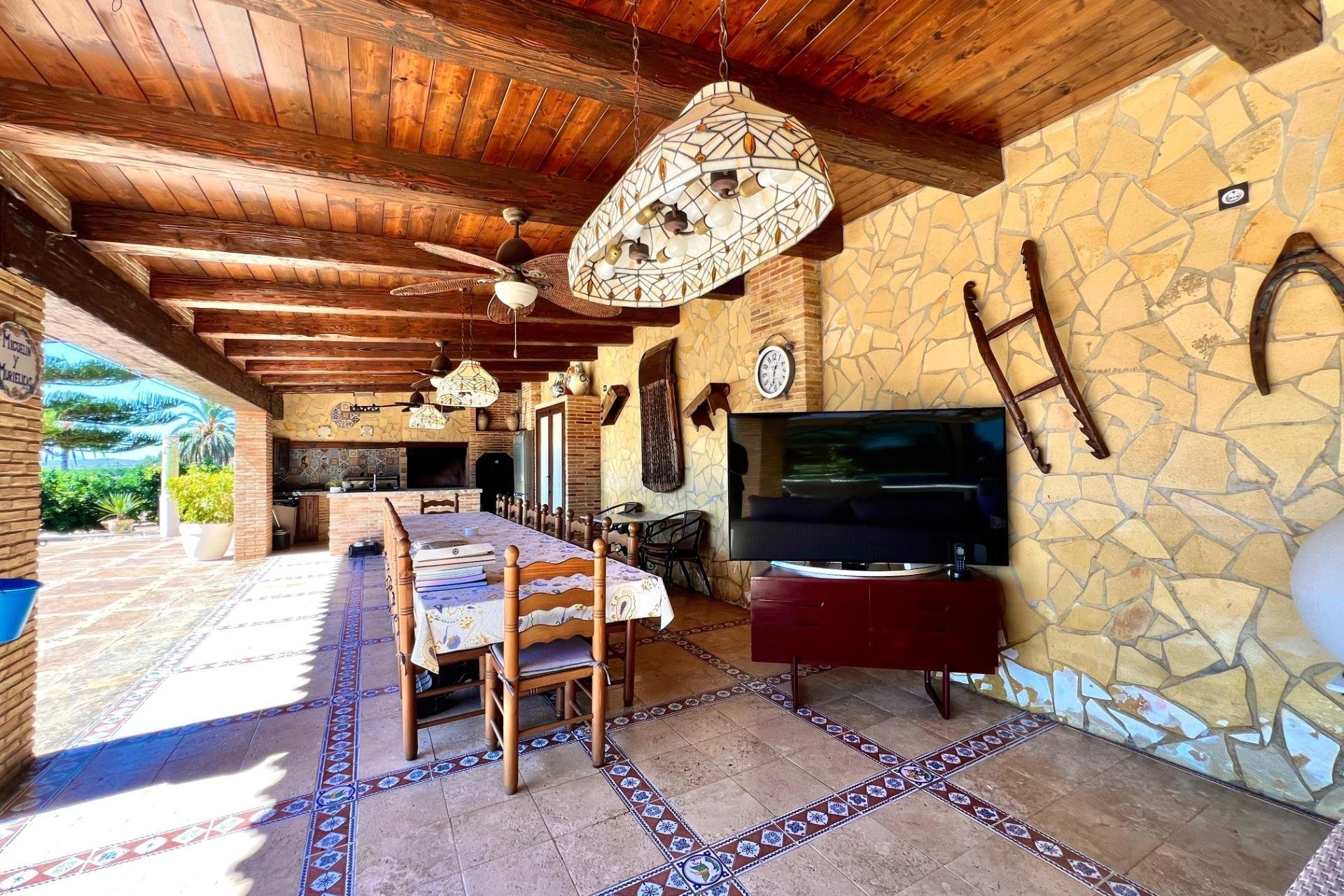 Resale - Villa -
Almoradí - Comunidad Valenciana