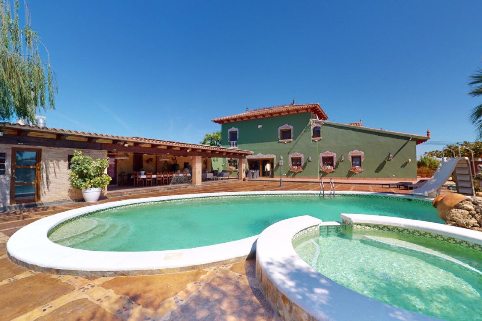 Resale - Villa -
Almoradí - Inland