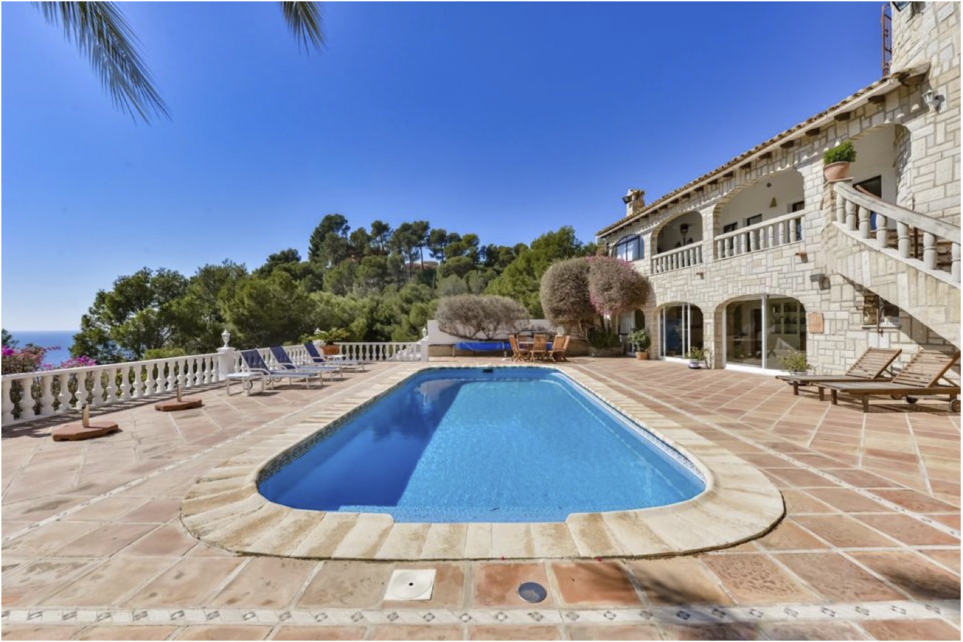 Resale - Villa -
Altea - Mascarat