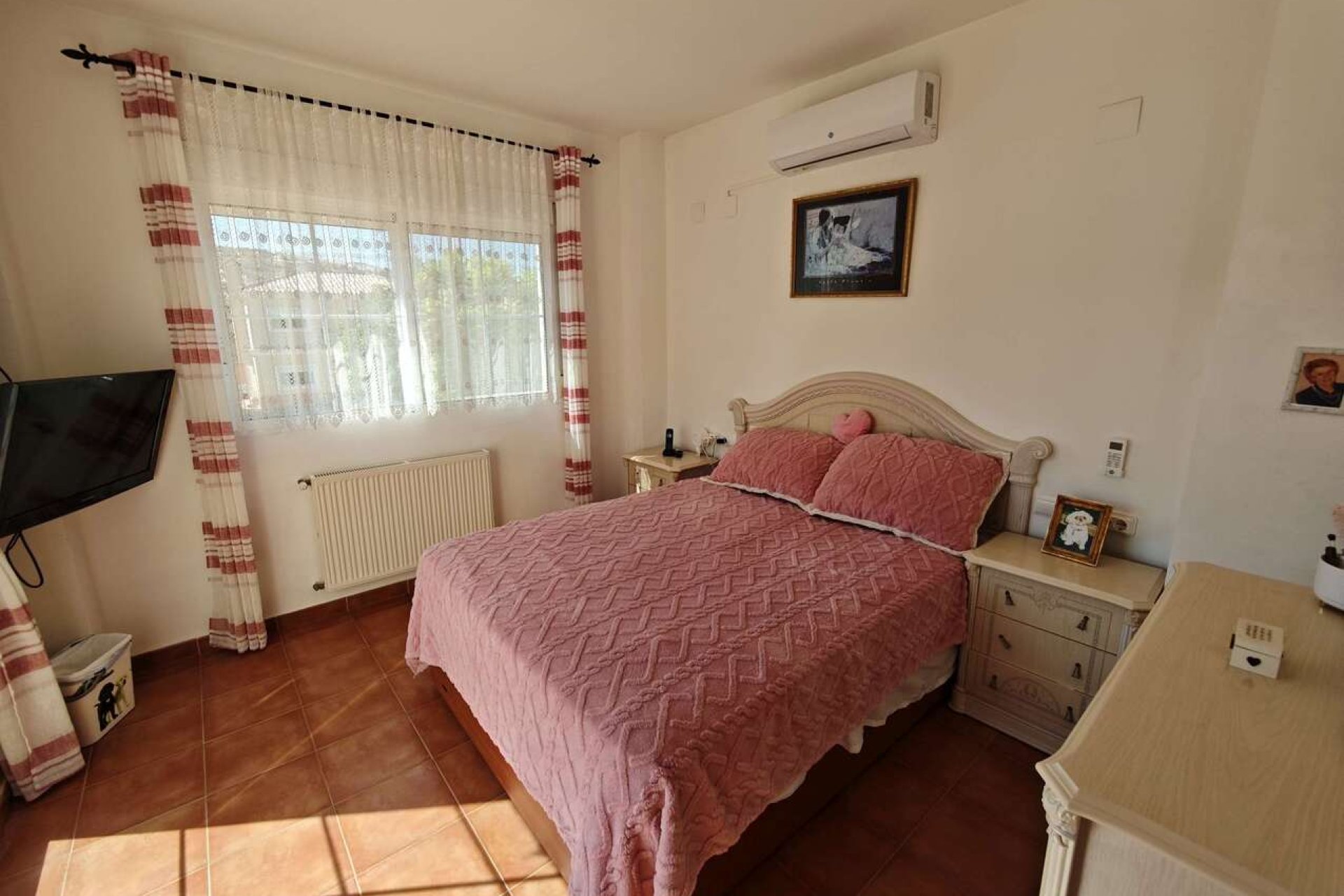 Resale - Villa -
Aspe - Inland