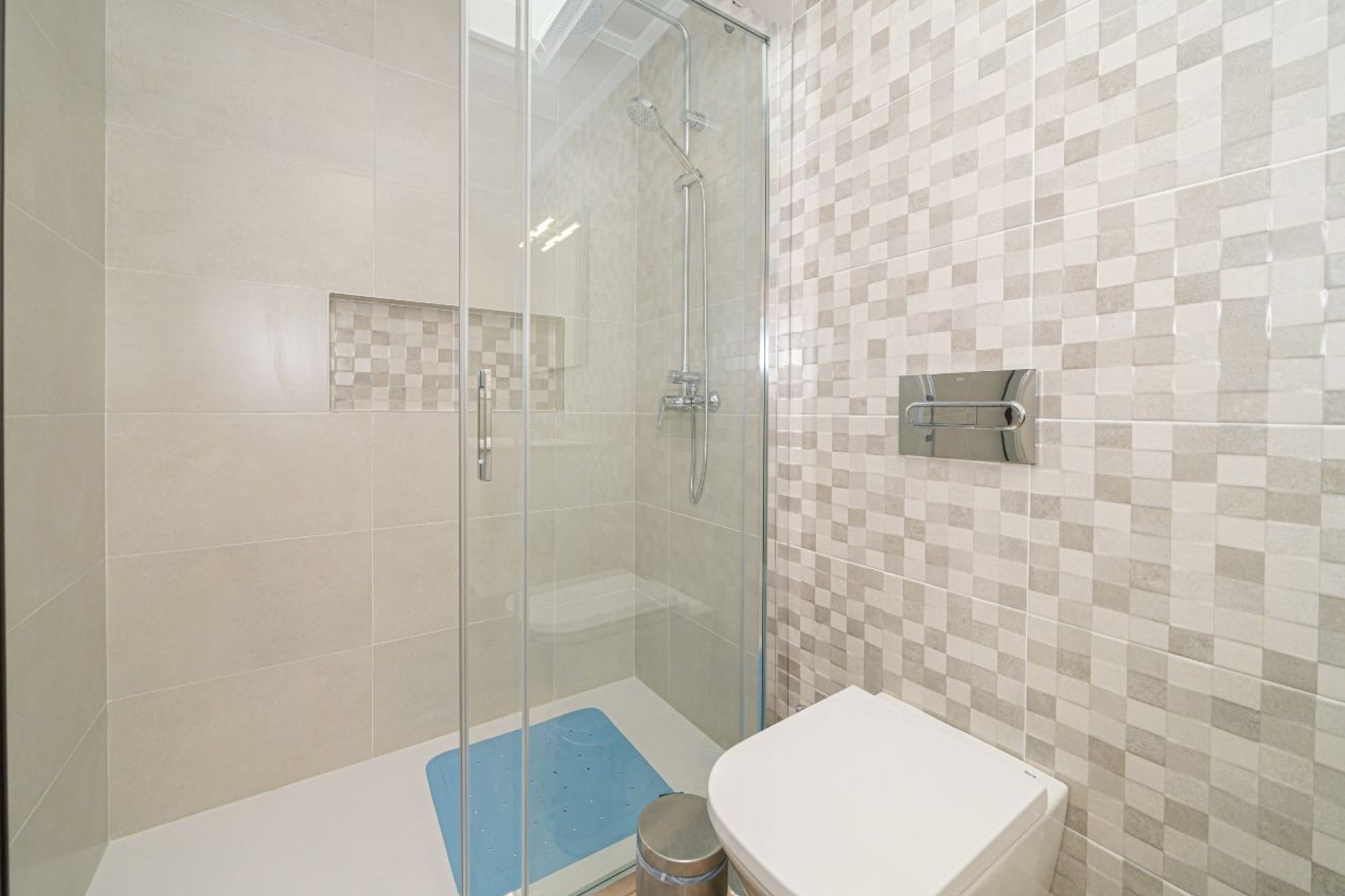 Resale - Villa -
Avileses - Inland